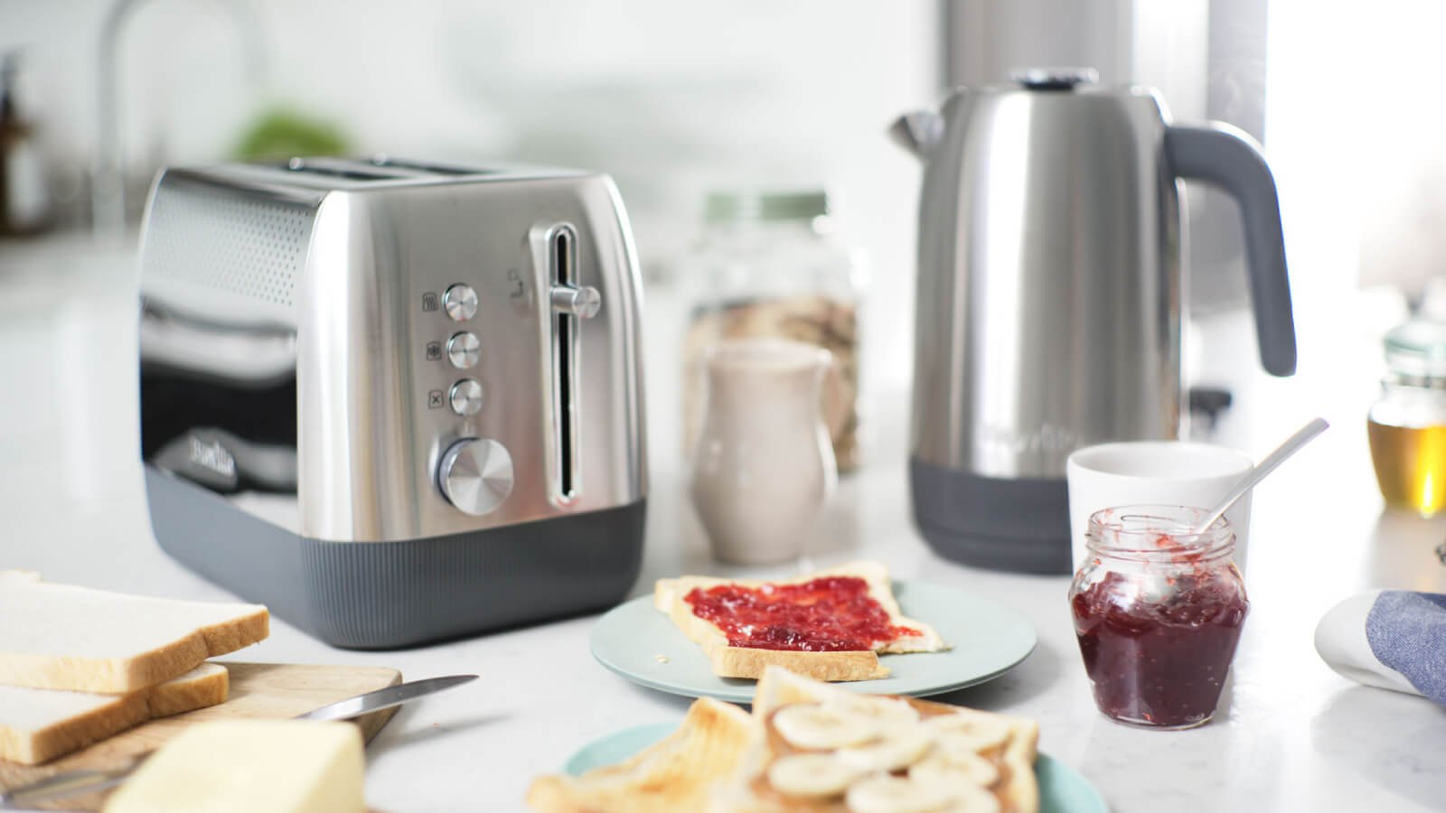 Electric kettle Breville Edge VKT230X 2400 W silver/grey Model Edge VKT230X
