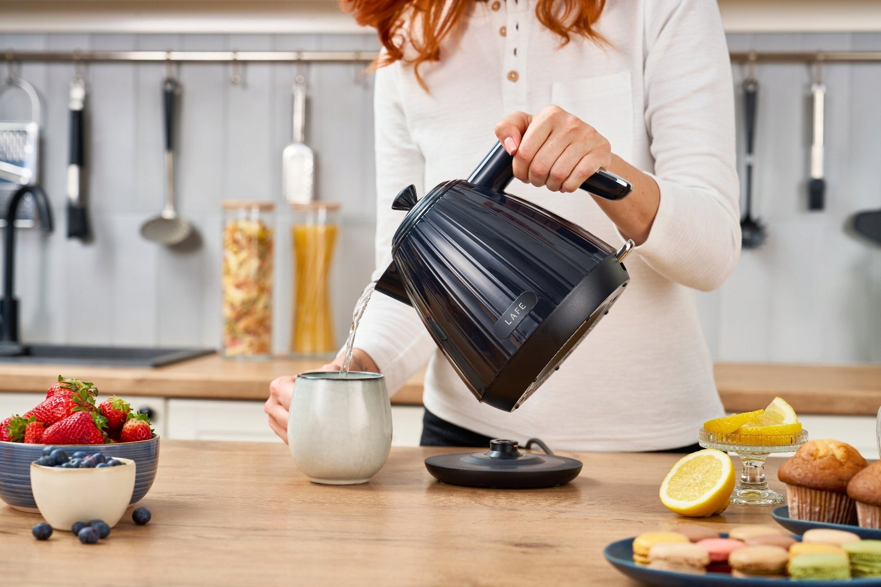 Electric kettle WIRELESS Lafe Modern PRO 2200 W 1,7 l anthracite Manufacturer code LAFCZA47463