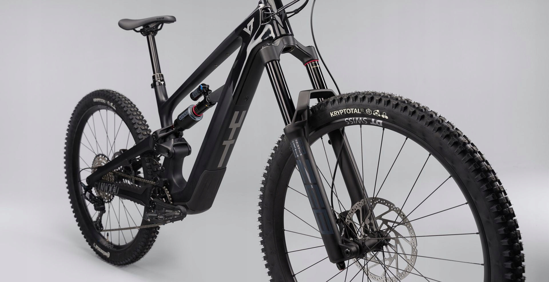 Electric mountain bike YT Decoy SN MX Core2 29/27,5 Fazua Black Magic L Manufacturer code 103816