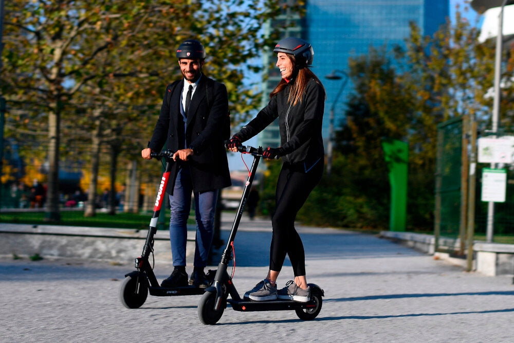 Electric scooter DUCATI Pro III 2022 WTS 350W Certificates of conformity CE