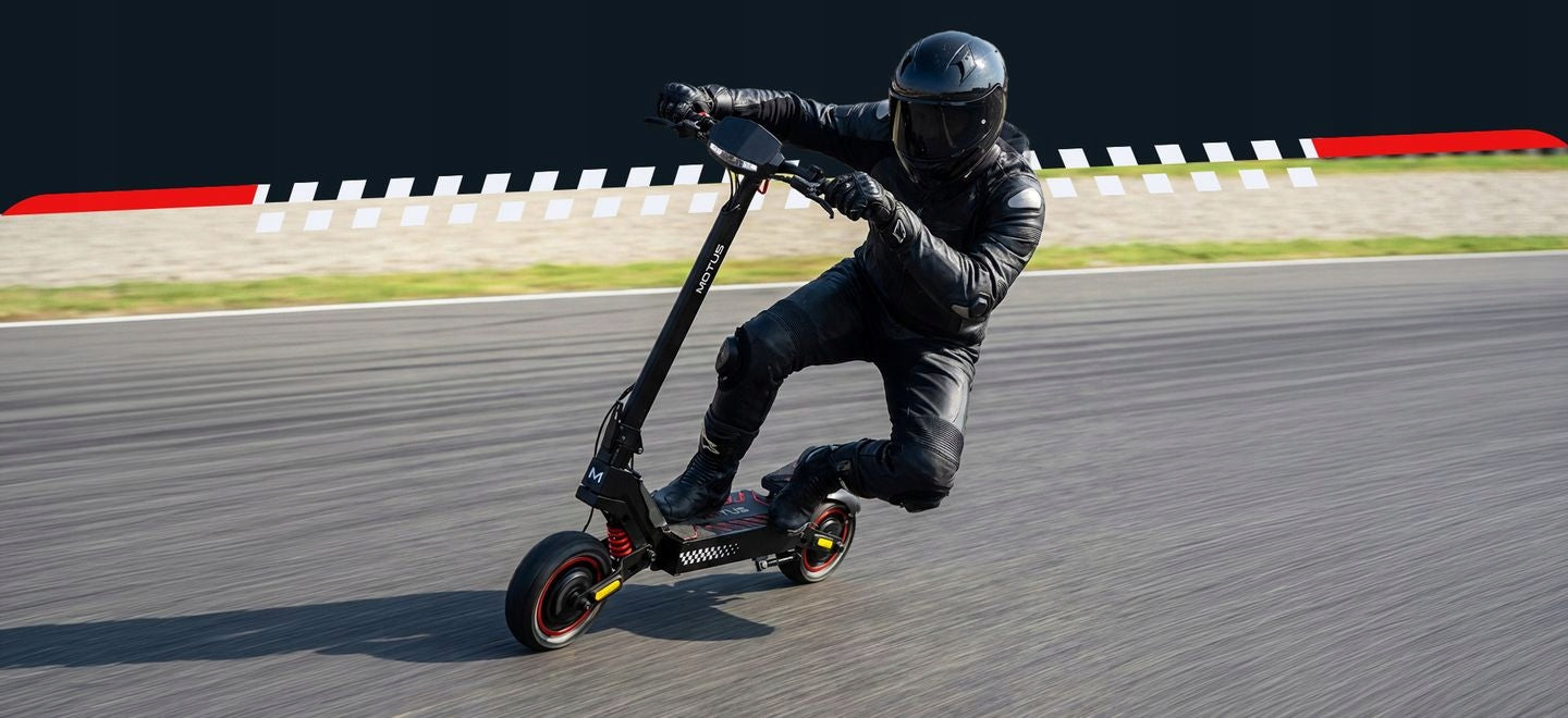 Electric scooter Motus Daytona 10 Max range 100km dusk sensors Brand Motus