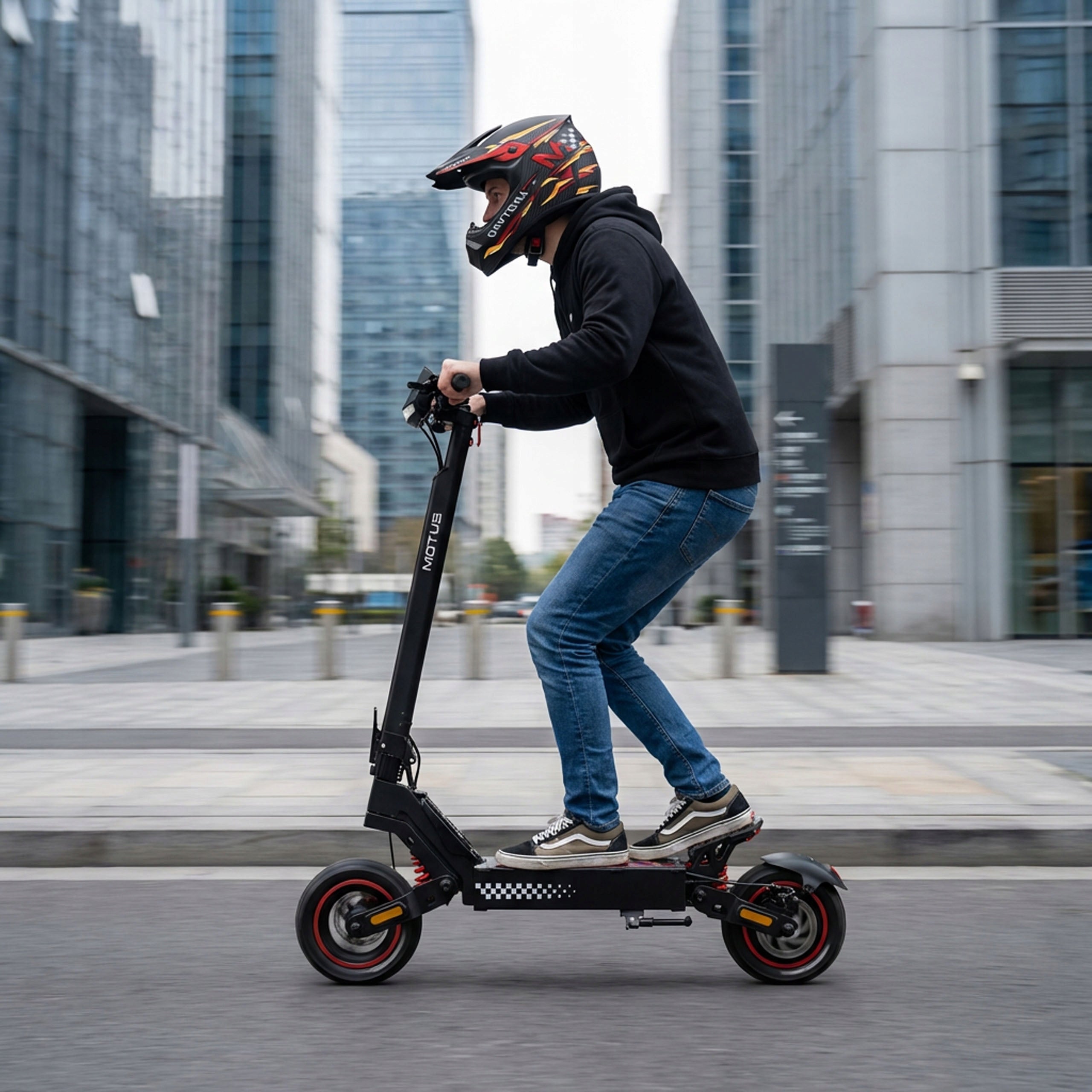 Electric scooter Motus Daytona 10 application 48V 13,5Ah IP45 1000W Weight 26 kg