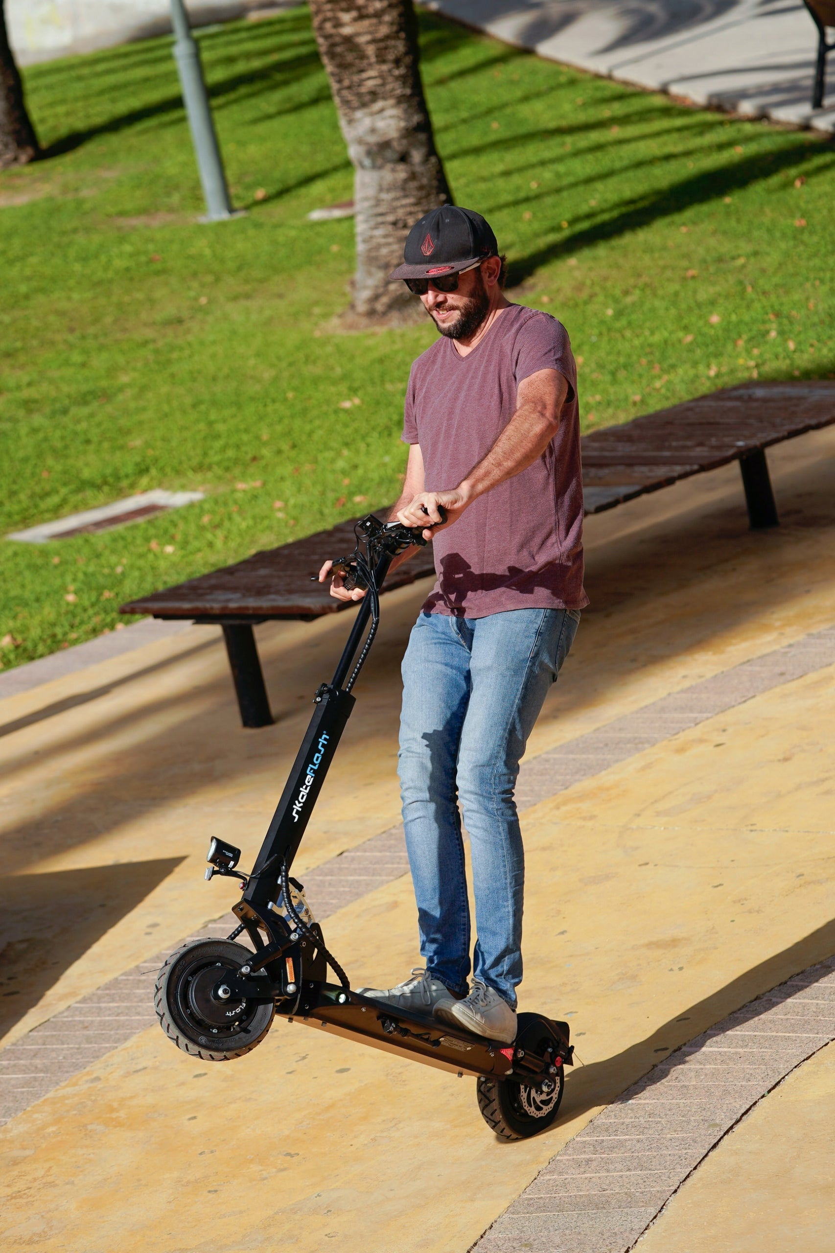 Electric scooter SkateFlash SK Urban Dual Pro |2000W| 20KM/H |60KM|10