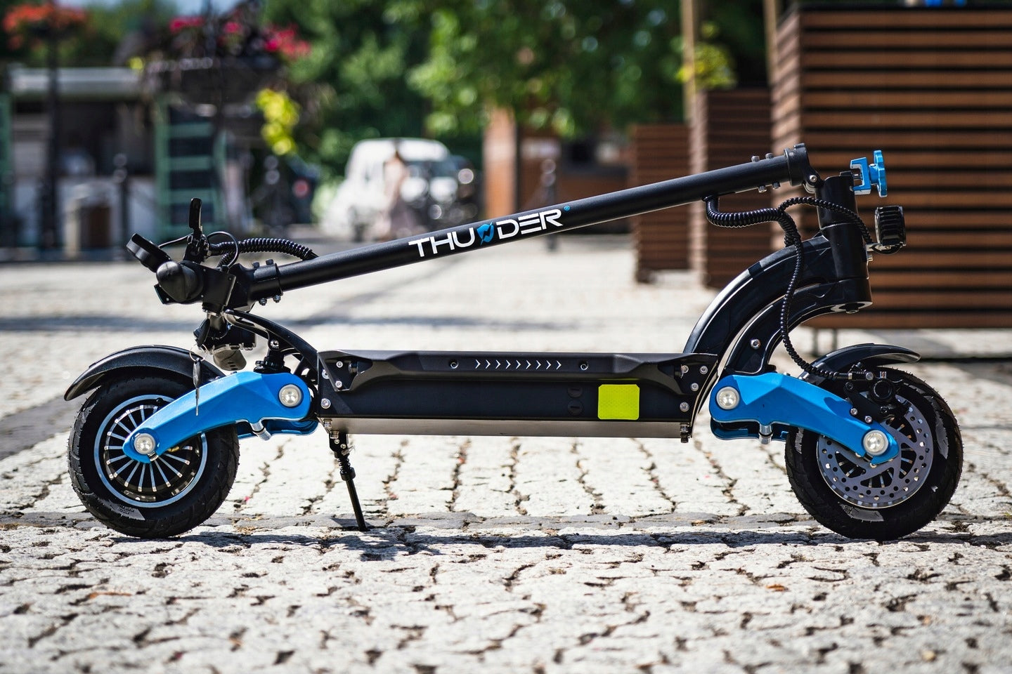 Electric scooter folding THUNDER FLUX 1000W 48V 18Ah range 50km pro Model 18AH-FLUXX