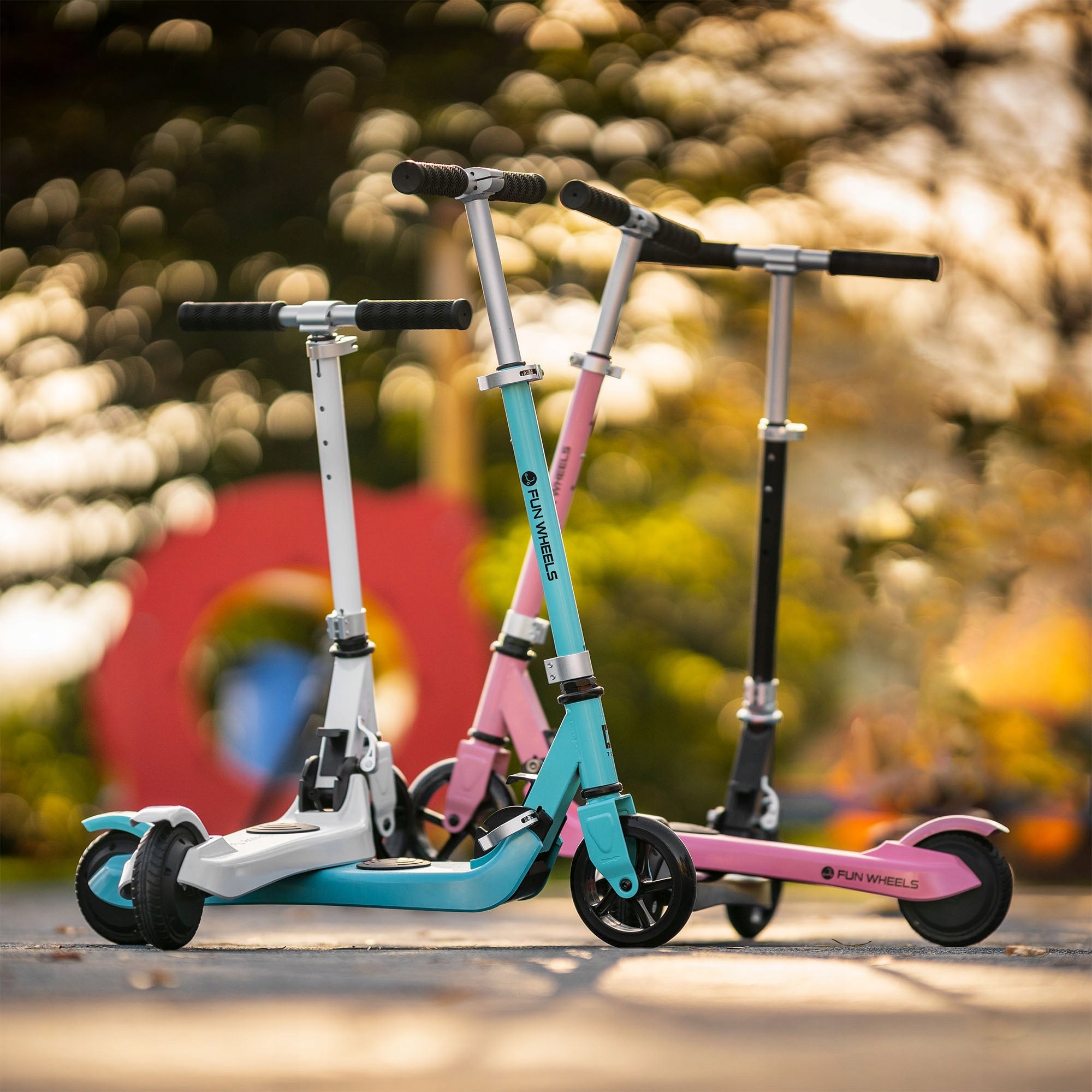 Electric scooter for children 12km/h 50kg Rebel foldable lightweight IPX4 Model Fun Wheels