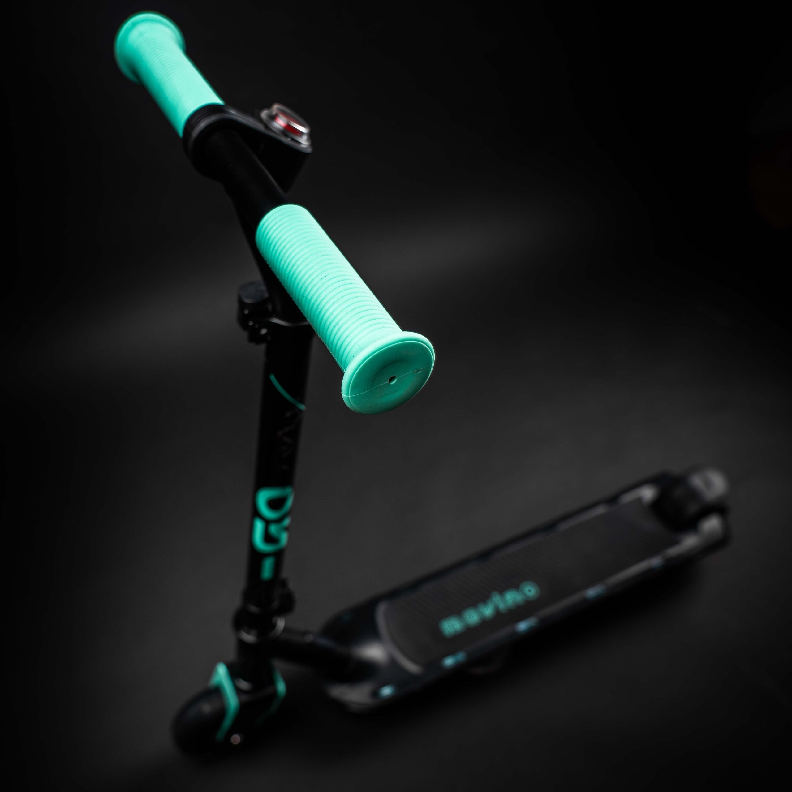 Electric scooter for children Movino E-Go illuminated platform, 2 modes Model E-Go