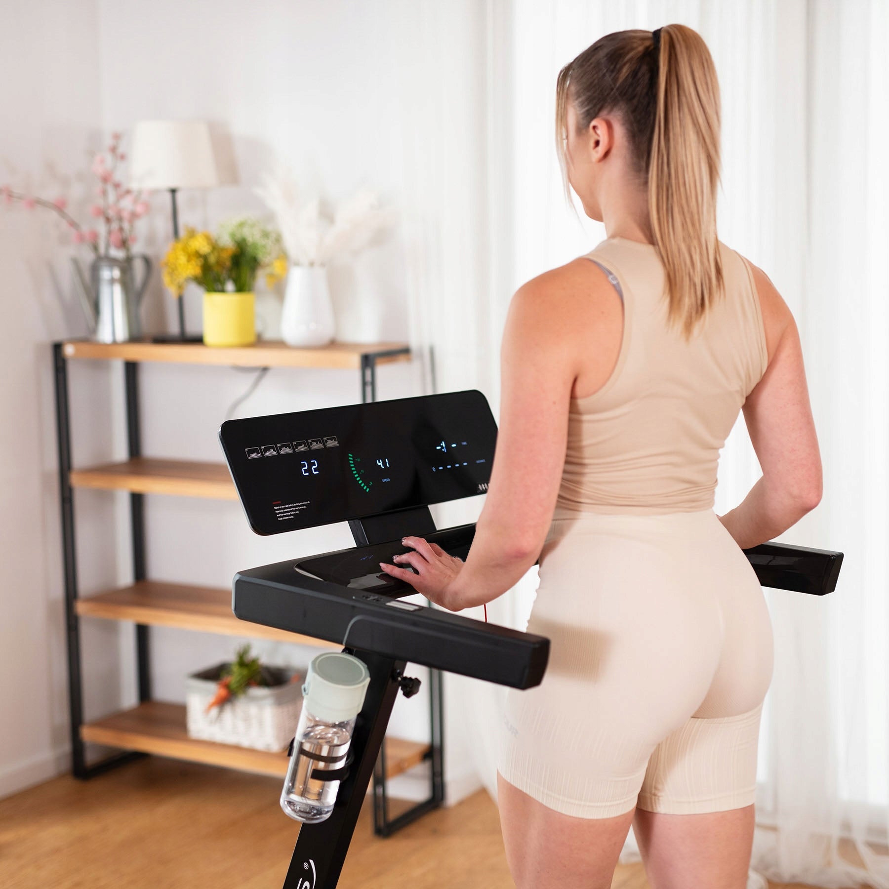 Electric treadmill HMS BE5872N up to 100 kg Brand HMS