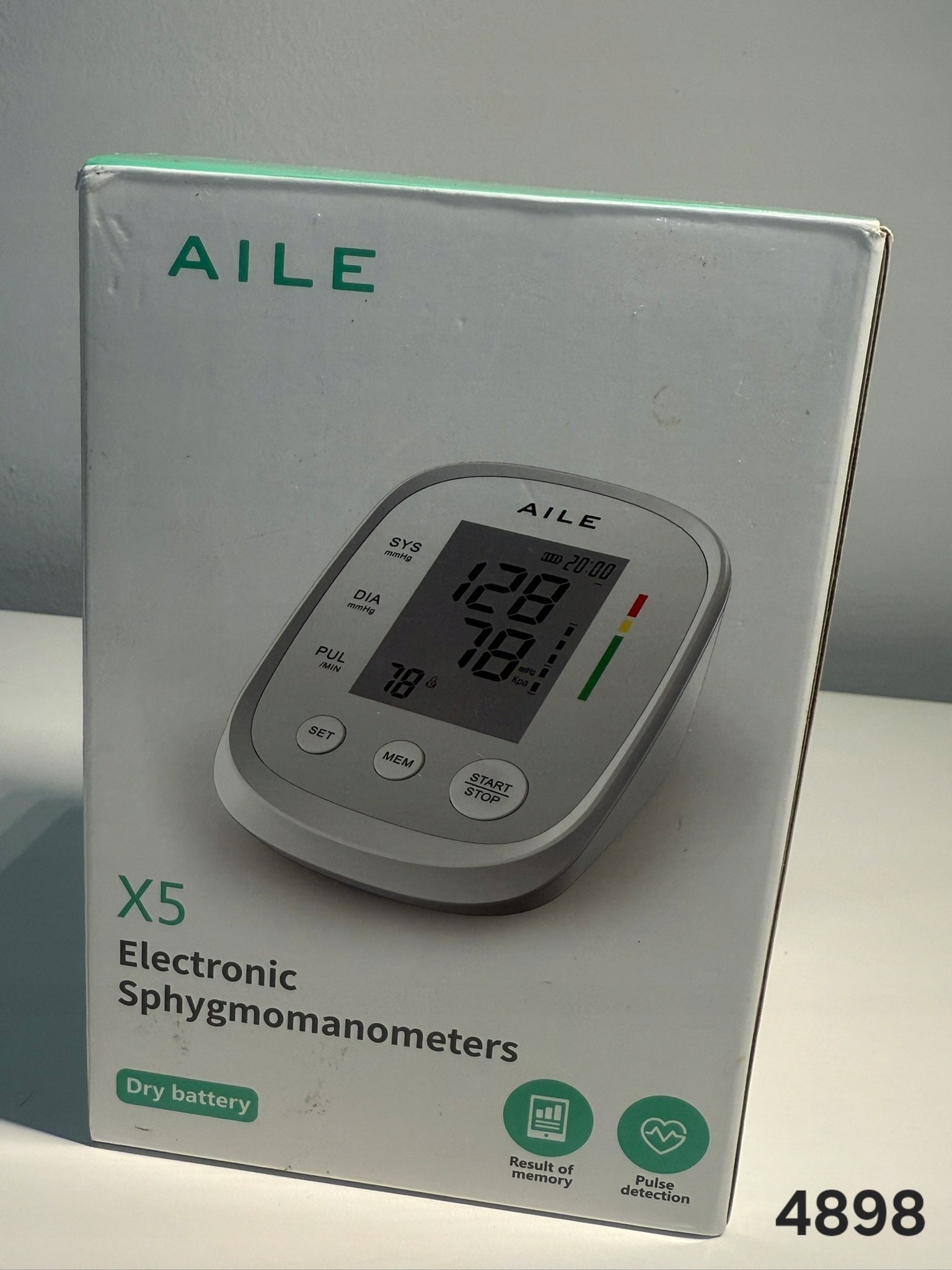 Electronic blood pressure monitor new (4898-40)