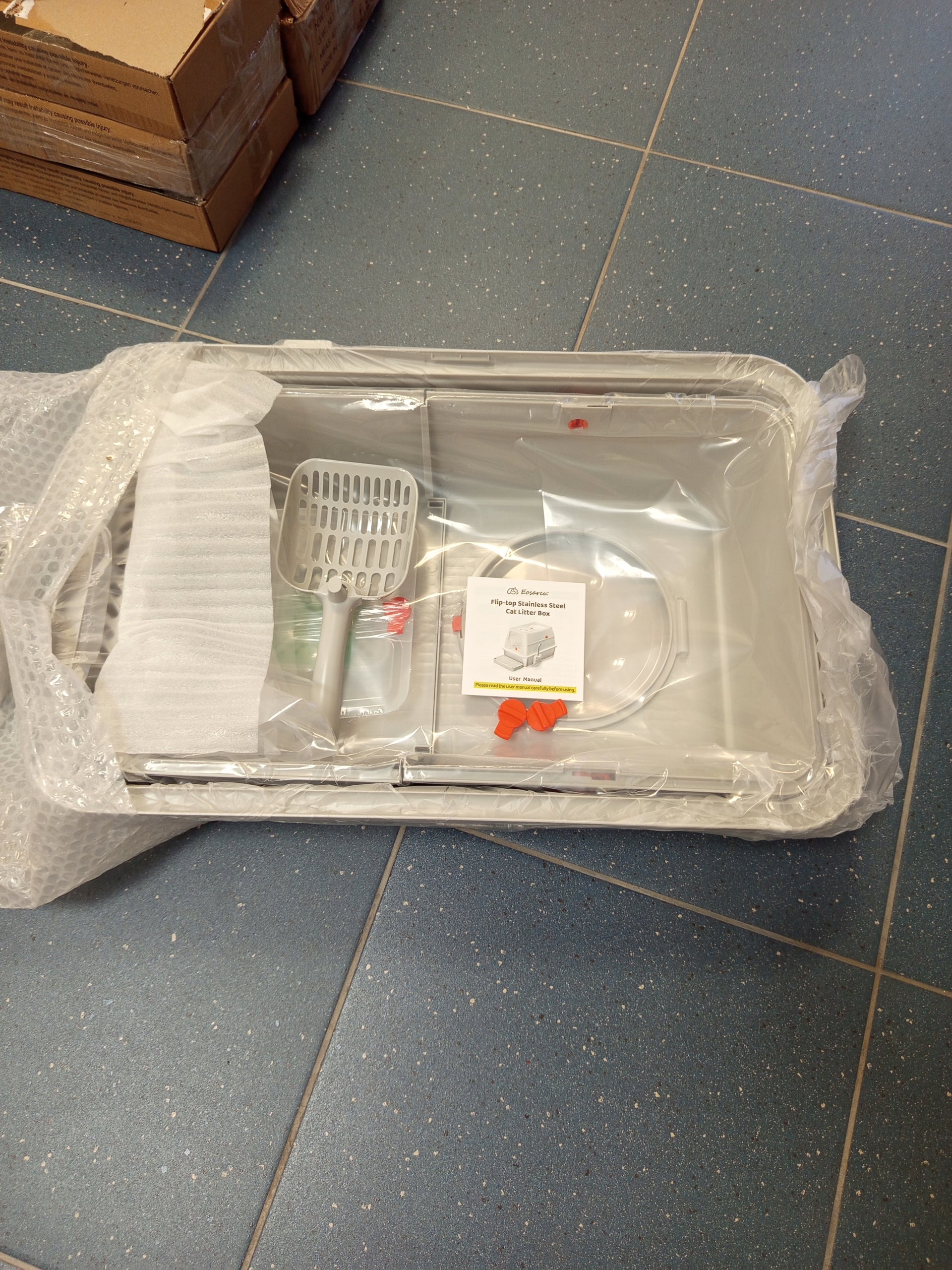 Eosarcu litter box closed 60 cm x 30 cm x 39 cm Kind closed litter box