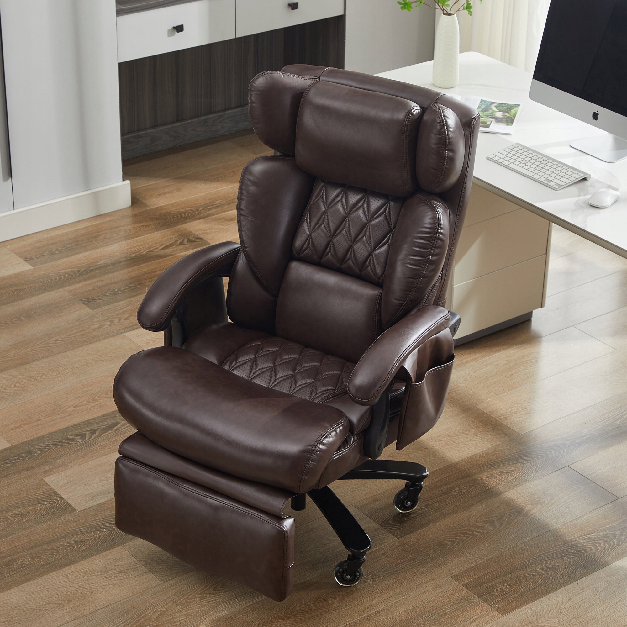 Ergonomic Office Chair – Massage & Heating, Footrest, 150kg Brand no brand