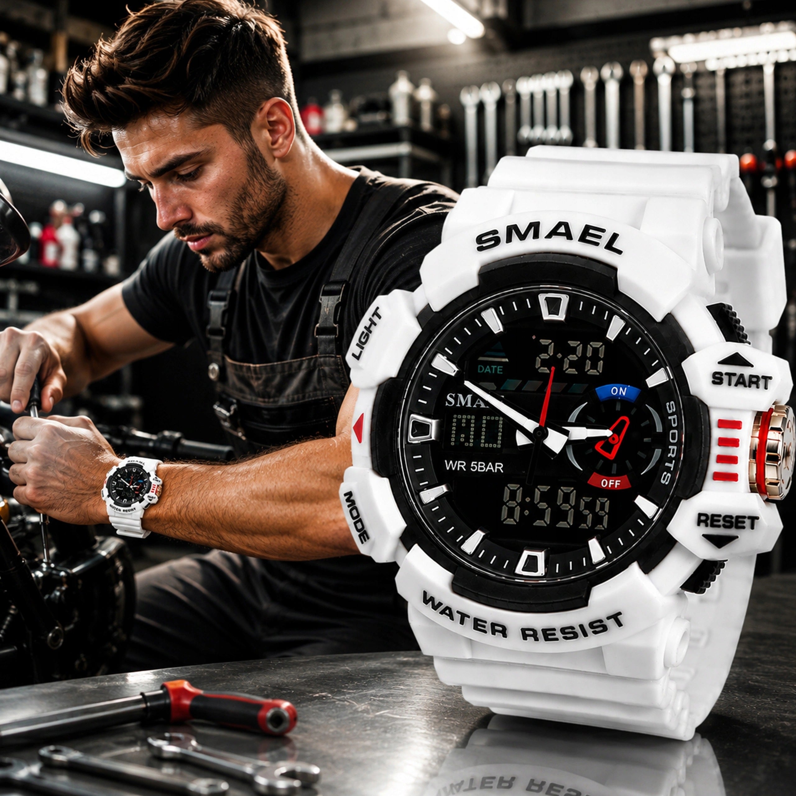 FASHIONABLE WHITE MEN'S SPORTS WATCH SMAEL STOPWATCH ALARM CLOCK STRONG WATERPROOF Brand SMAEL