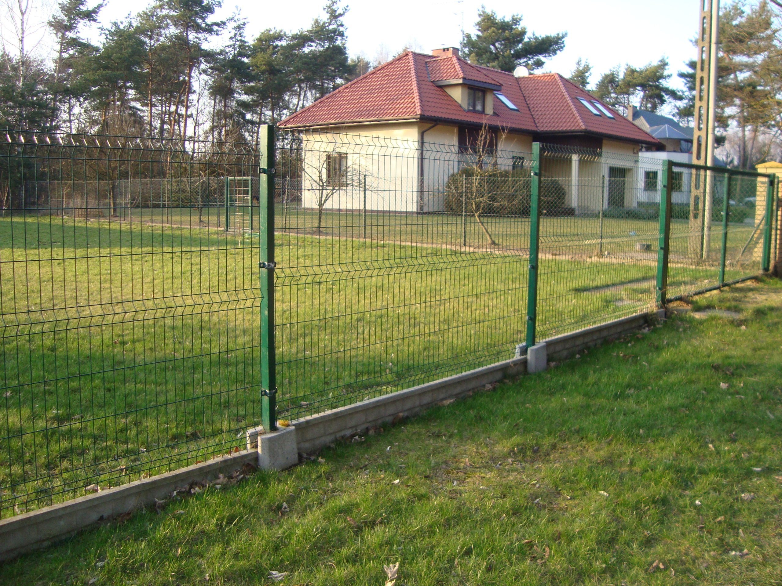 FENCE PANEL lacquered GREEN 4mm 123 cm FENCE PANELS 250 Length 2.5 m