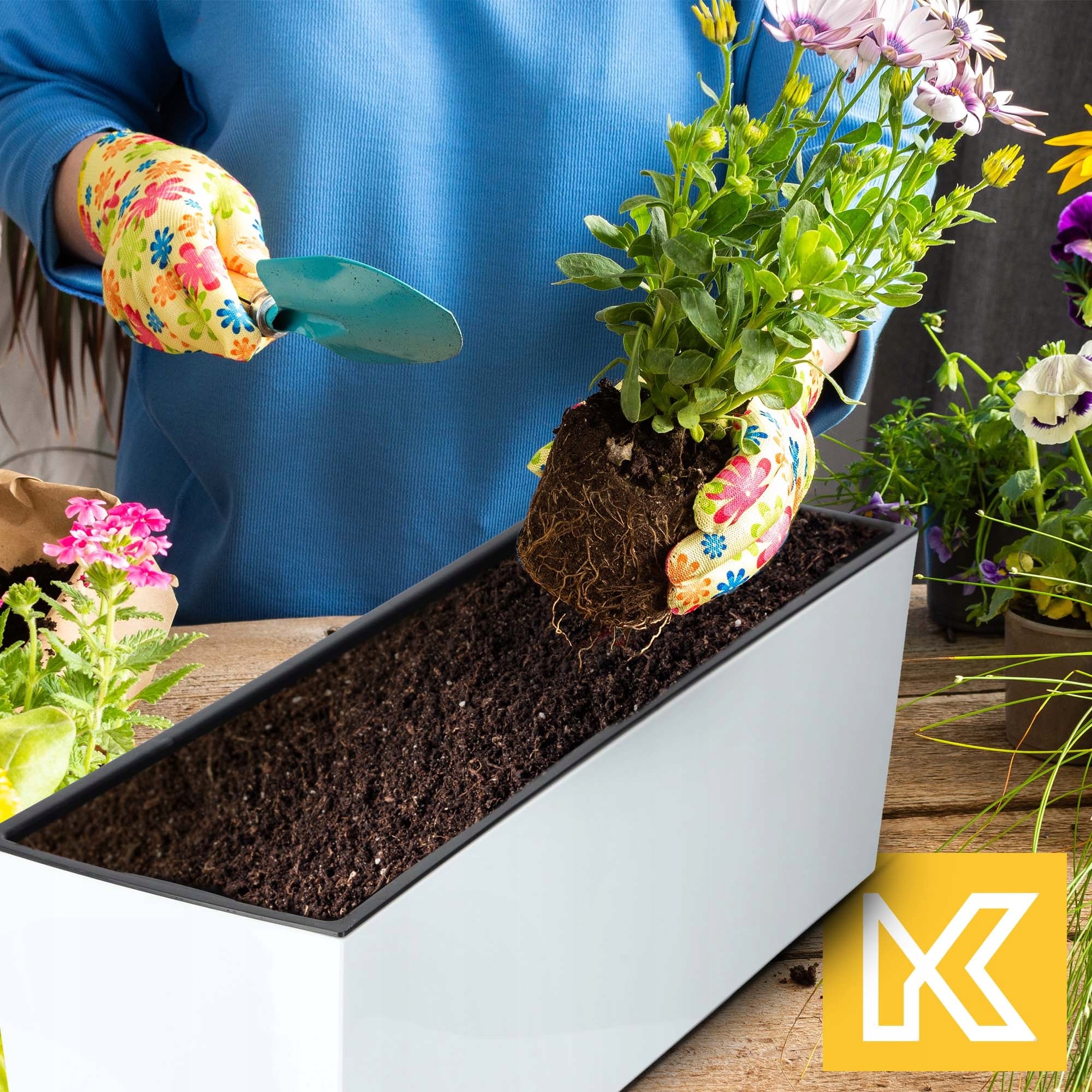 FLOWER POT BALCONY BOX WITH CARTRIDGE FLOWERBED 19x56cm + HANDLES Shape rectangular