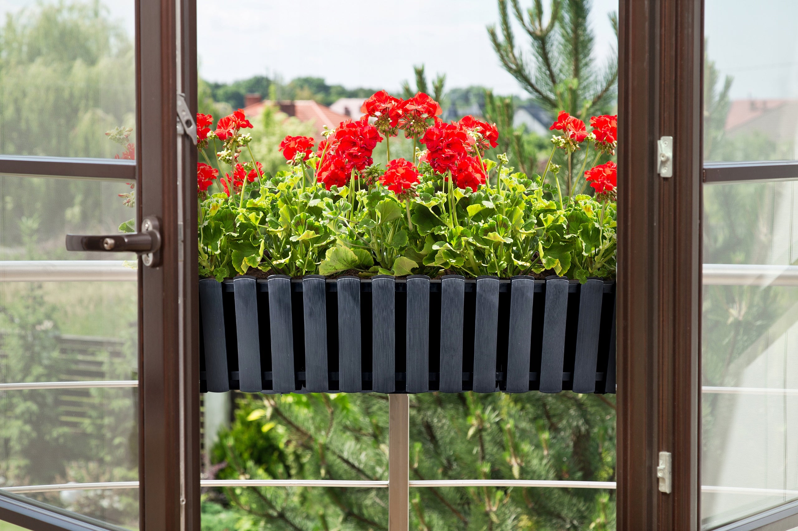 FLOWER POT HANGING FLOWERBED FENCE BALCONY BOX FOR BALUSTRADE 58cm Packaging status original