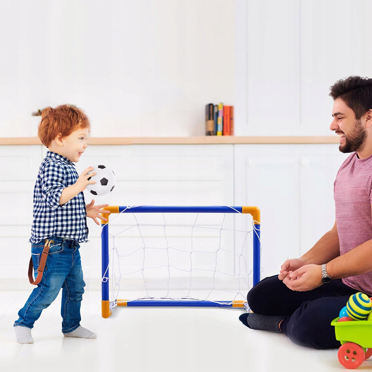 FOOTBALL GOAL TRAINING FOOTBALL SET TO ASSEMBLE FOR CHILDREN Number of items in the set 15
