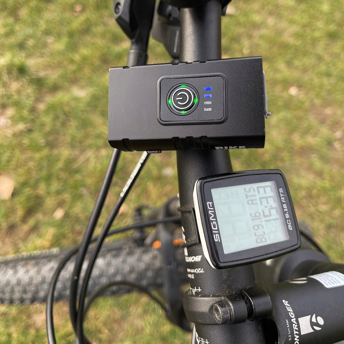 FRONT AND REAR LED BICYCLE LIGHT FOR BICYCLE CORDLESS HANDLEBAR Kind set