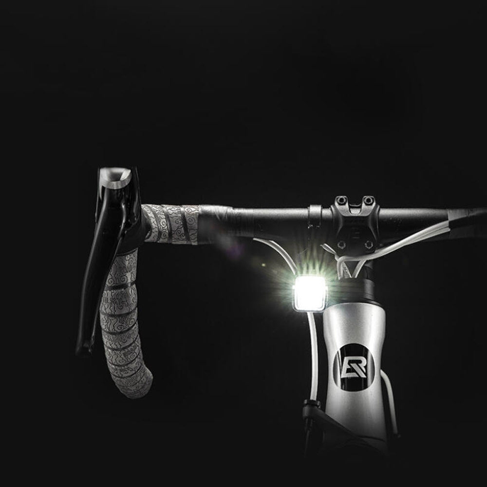 FRONT BICYCLE LIGHT STRONG ROCKBROS 1000LM, IPX6, 4500mAh USB-C BLACK Kind front-facing
