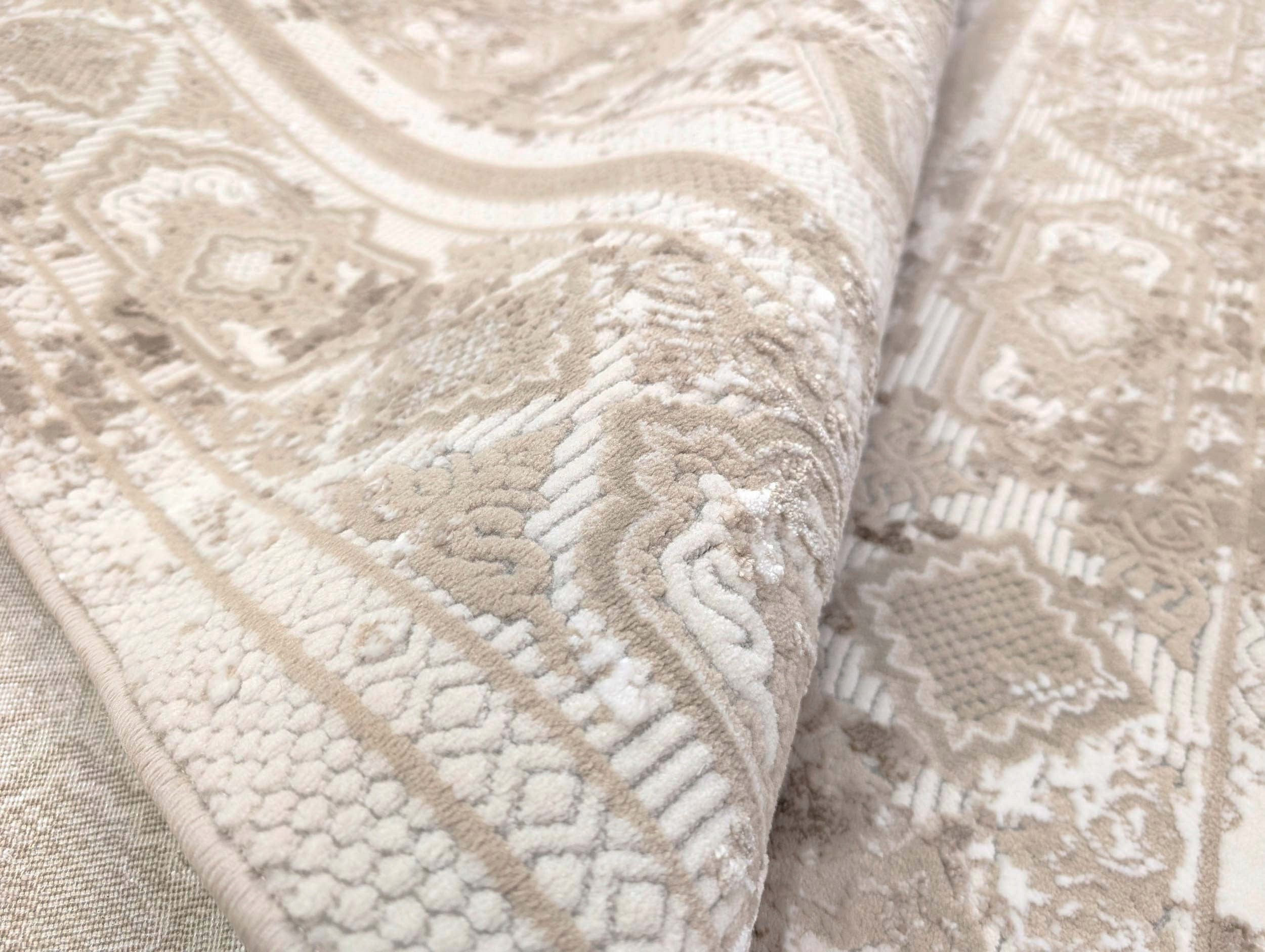 Fashionable Carpet For Living Room Bedroom Oriental Light Beige Thick 140x200 cm Thickness 9 mm