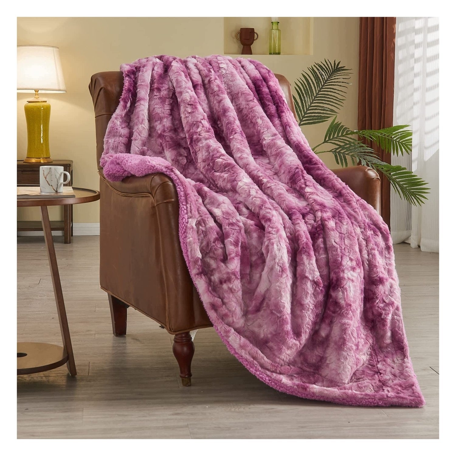 Faux fur blanket - soft with Sherpa back - for home use - decorative