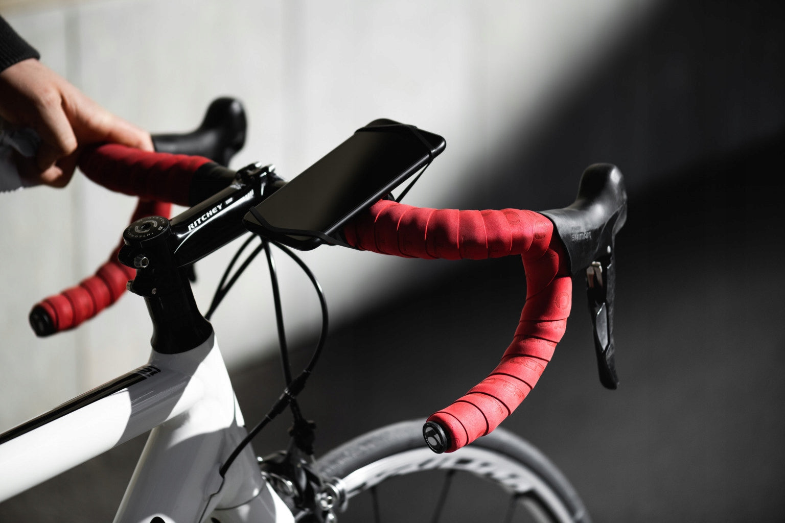 Finn phone holder original Bike Citizens Austria Brand Bike Citizens