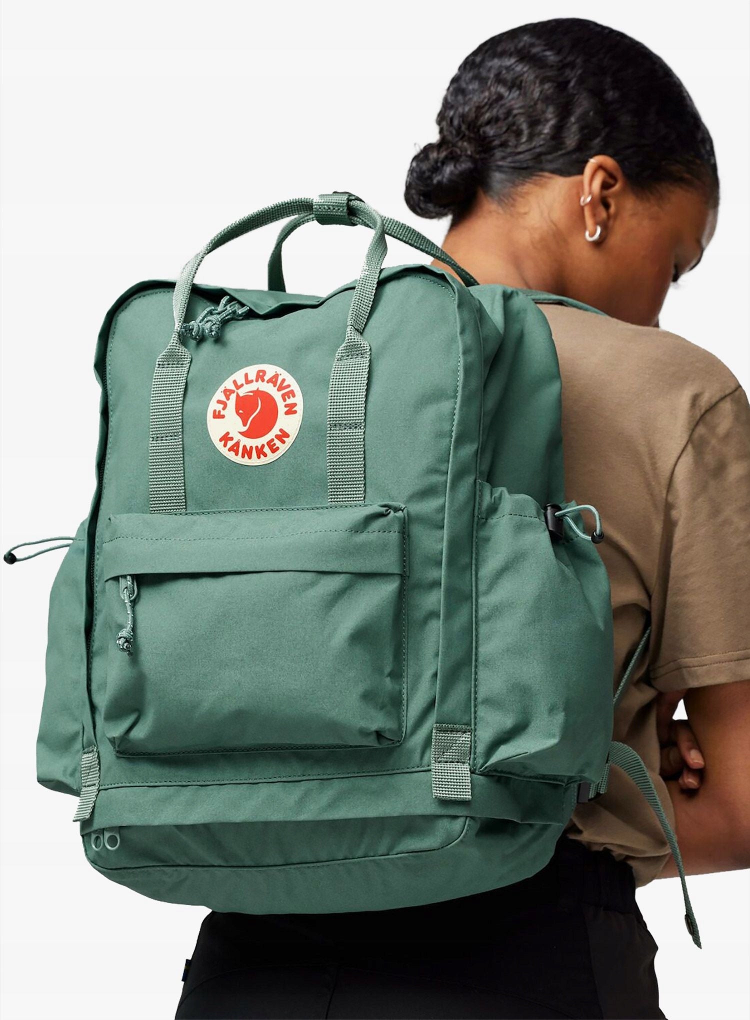 Fjallraven Kanken Outlong City Backpack - frost green Additional features zipper with pockets