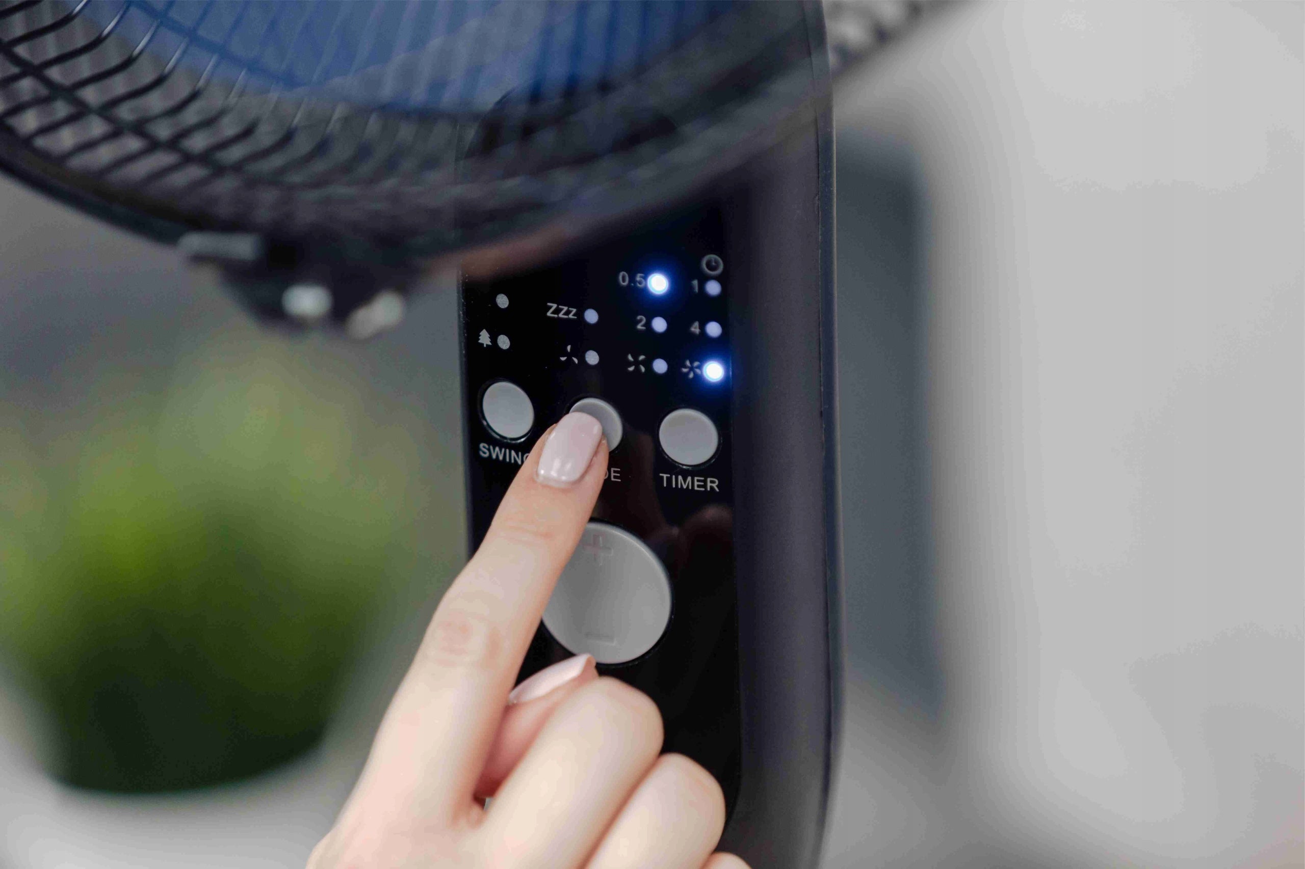Floor fan Zelmer ZRF1450 black remote control Functions oscillation tilt angle adjustment height adjustment timer