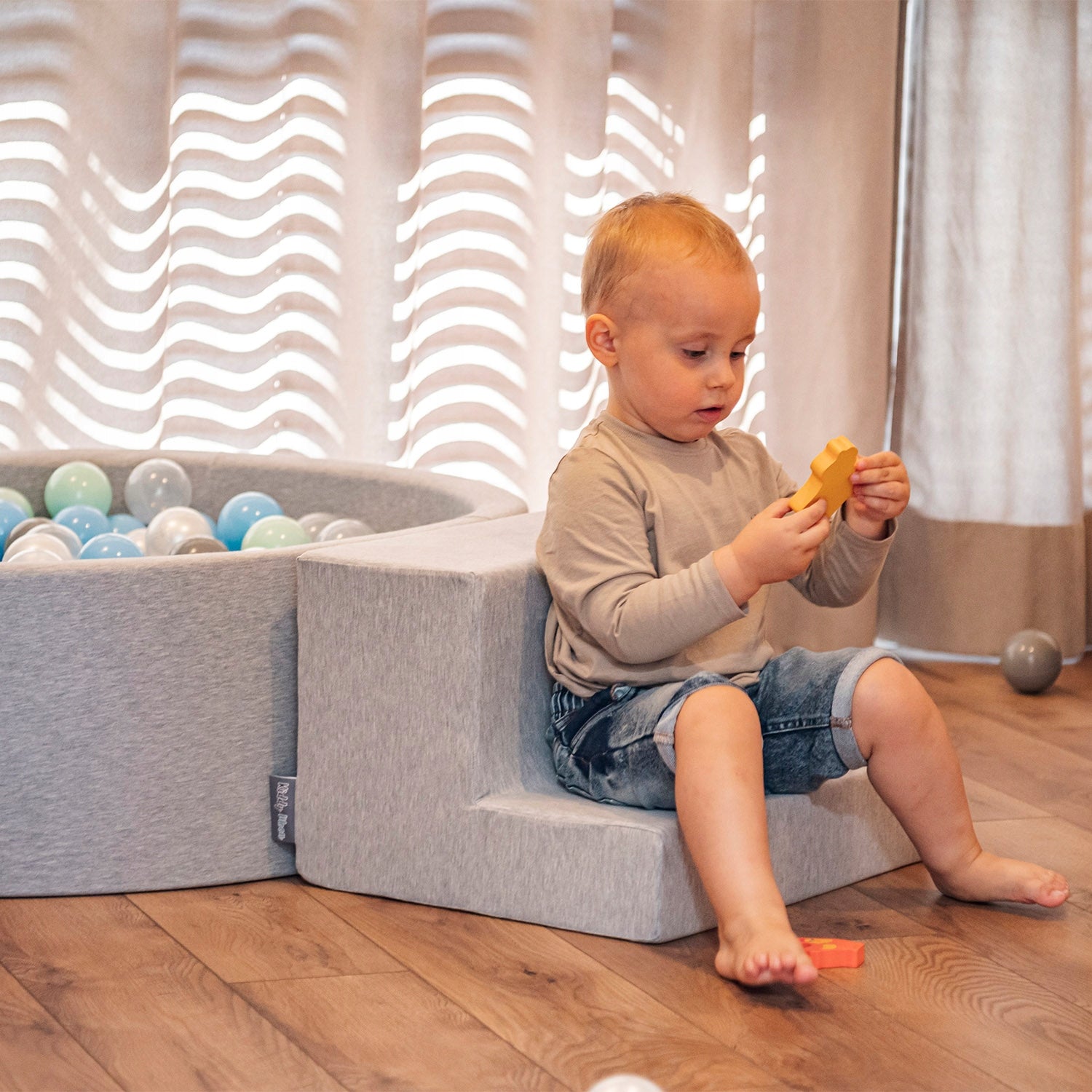 Foam Set Square Toys FOR CHILDREN 300 balls KiddyMoon PPZP-OK30D-115 Manufacturer code 5902687467860