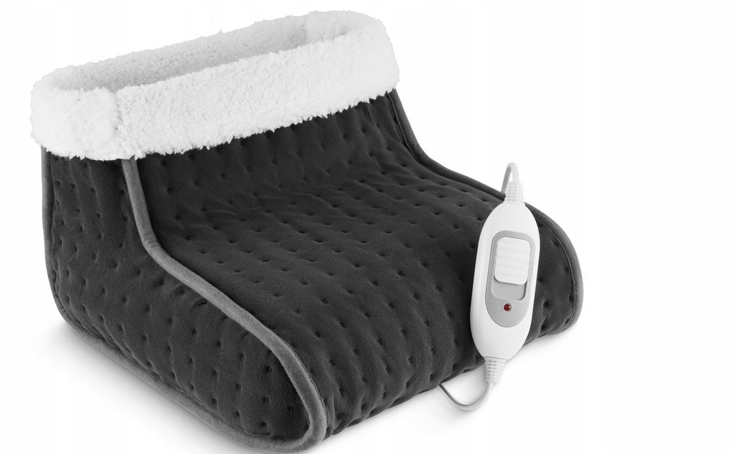 Foot warmer with temperature control and switch
