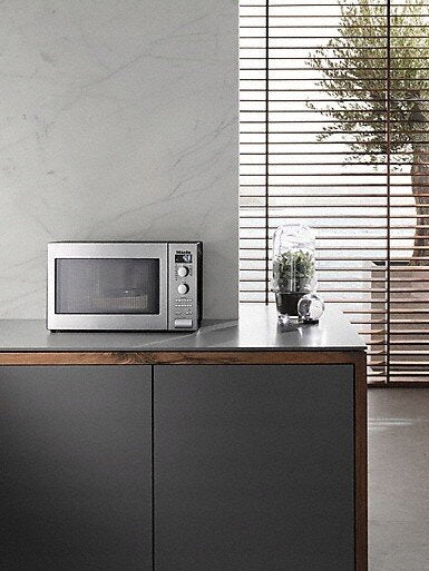 Freestanding microwave oven Miele M 6012 SC Manufacturer code 9485210