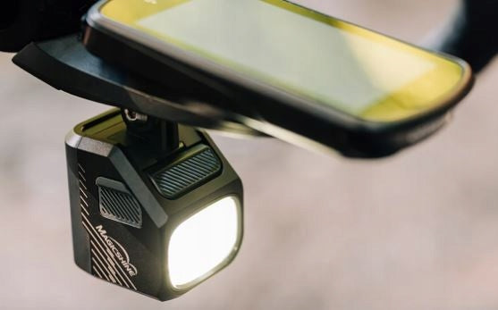 Front lamp for bicycle MAGICSHINE EVO 1700LM INCLUDED COUNTER HOLDER Color black