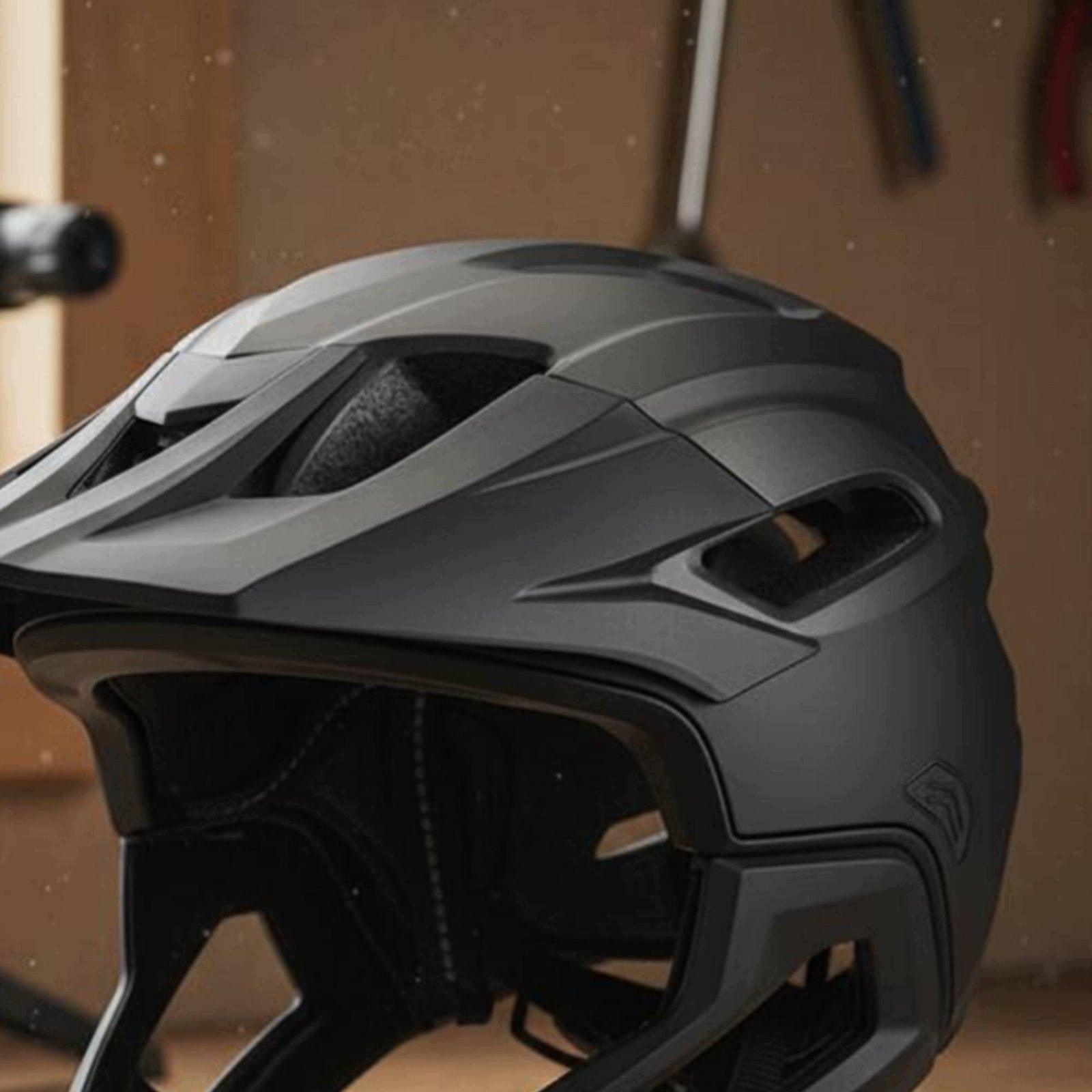 Full Cover Mountain Bike Helmet Rough Terrain Riding Detachable Black Red Packaging status original