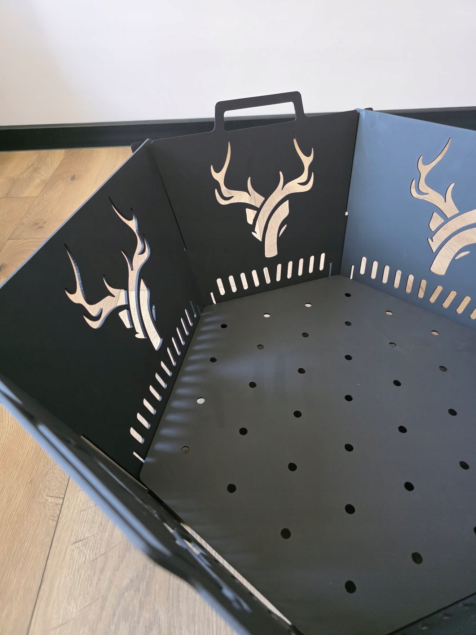 GARDEN FIREPLACE DEER WITH GRATE 2in1 FOLDING STEEL 3MM POLISH PRODUCT Grate diameter / width 75 cm