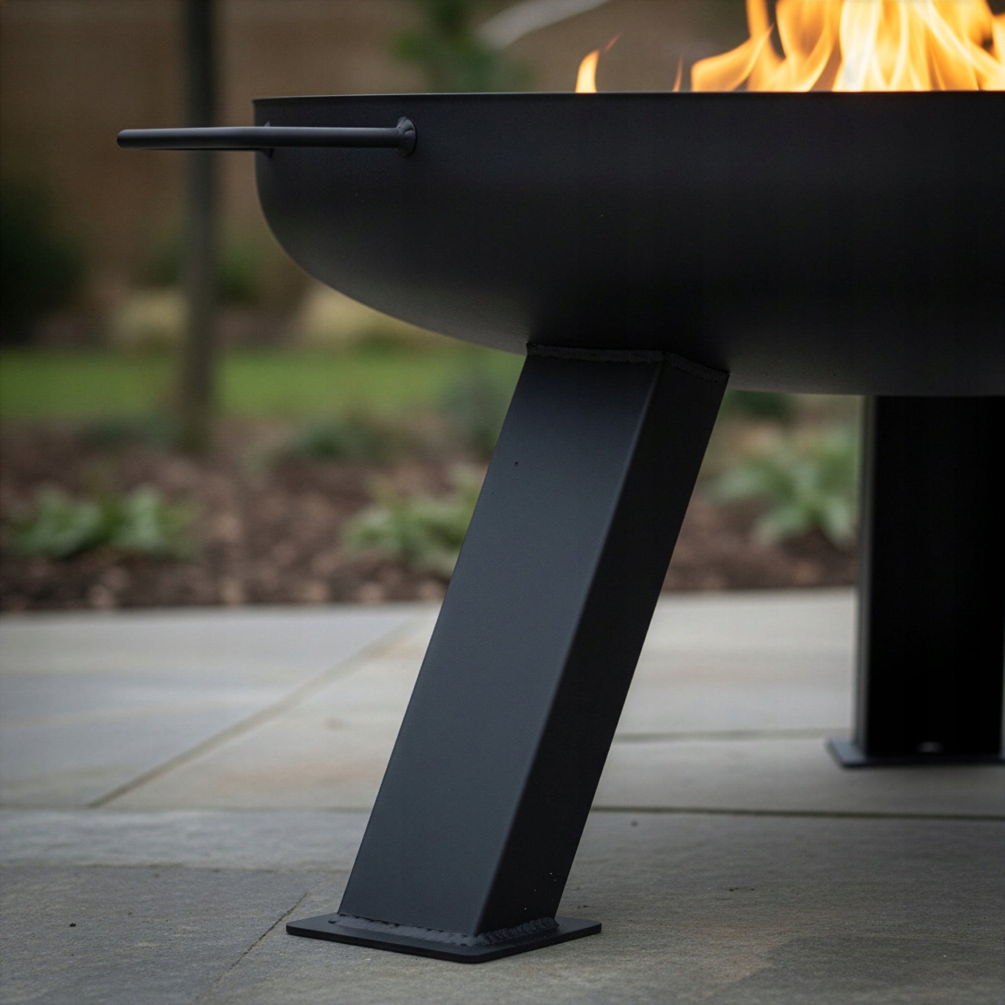 GARDEN FIREPLACE LARGE 60 CM FOR FIREPLACE GRILL STEEL BOILER BLACK XXL Manufacturer code PALENISKO OGRODOWE LEHMANN WYOMING 60CM