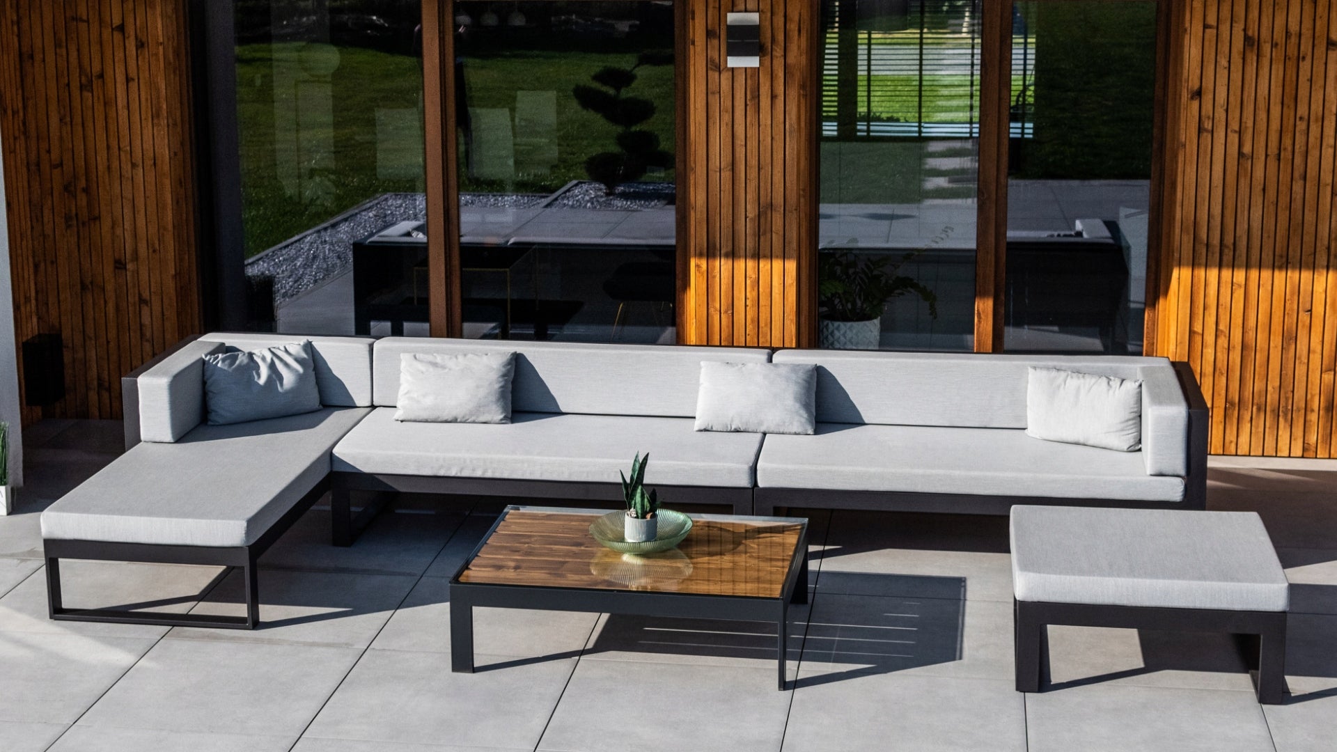 GARDEN FURNITURE BARCELONA GREY - MAY PRICE ! Color gray