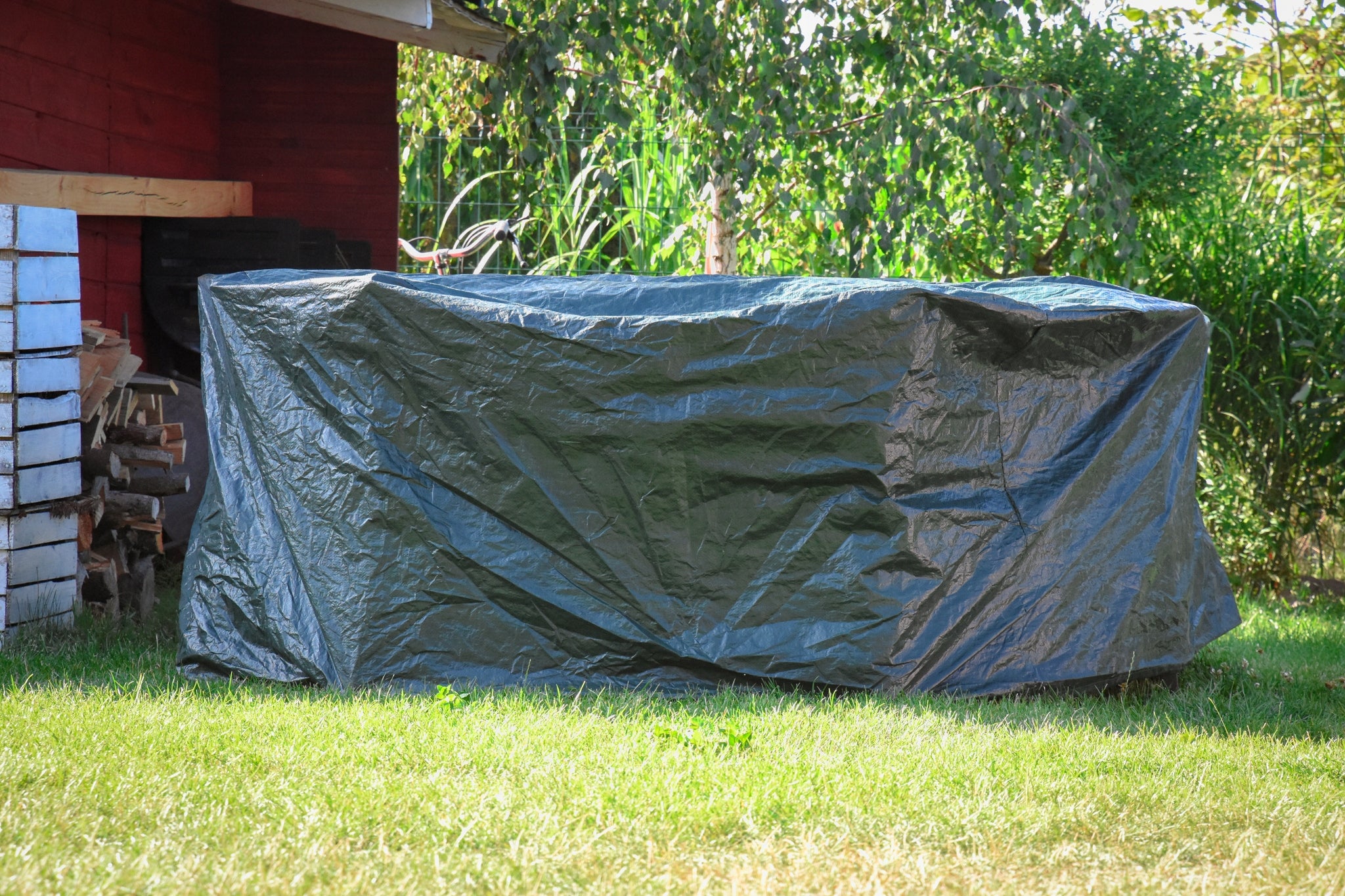 GARDEN FURNITURE COVER FLO 215x173x89 cm PE 90 g/m² WITH DRAWSTRING Manufacturer Flo