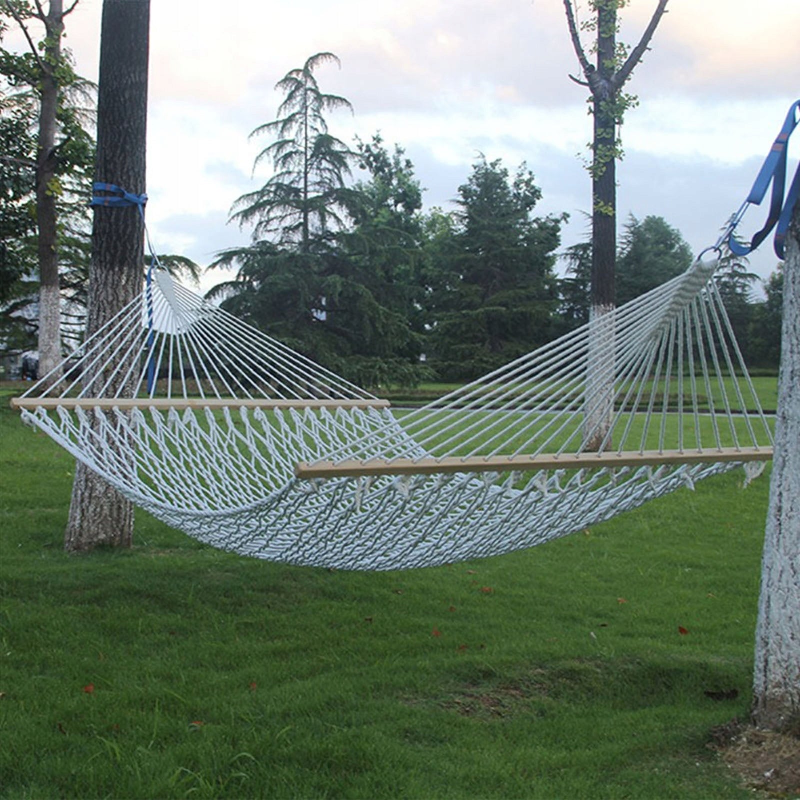 GARDEN HAMMOCK STRING SWING WITH FRAME ROCKER MESH BRAIDED WHITE Packaging status original