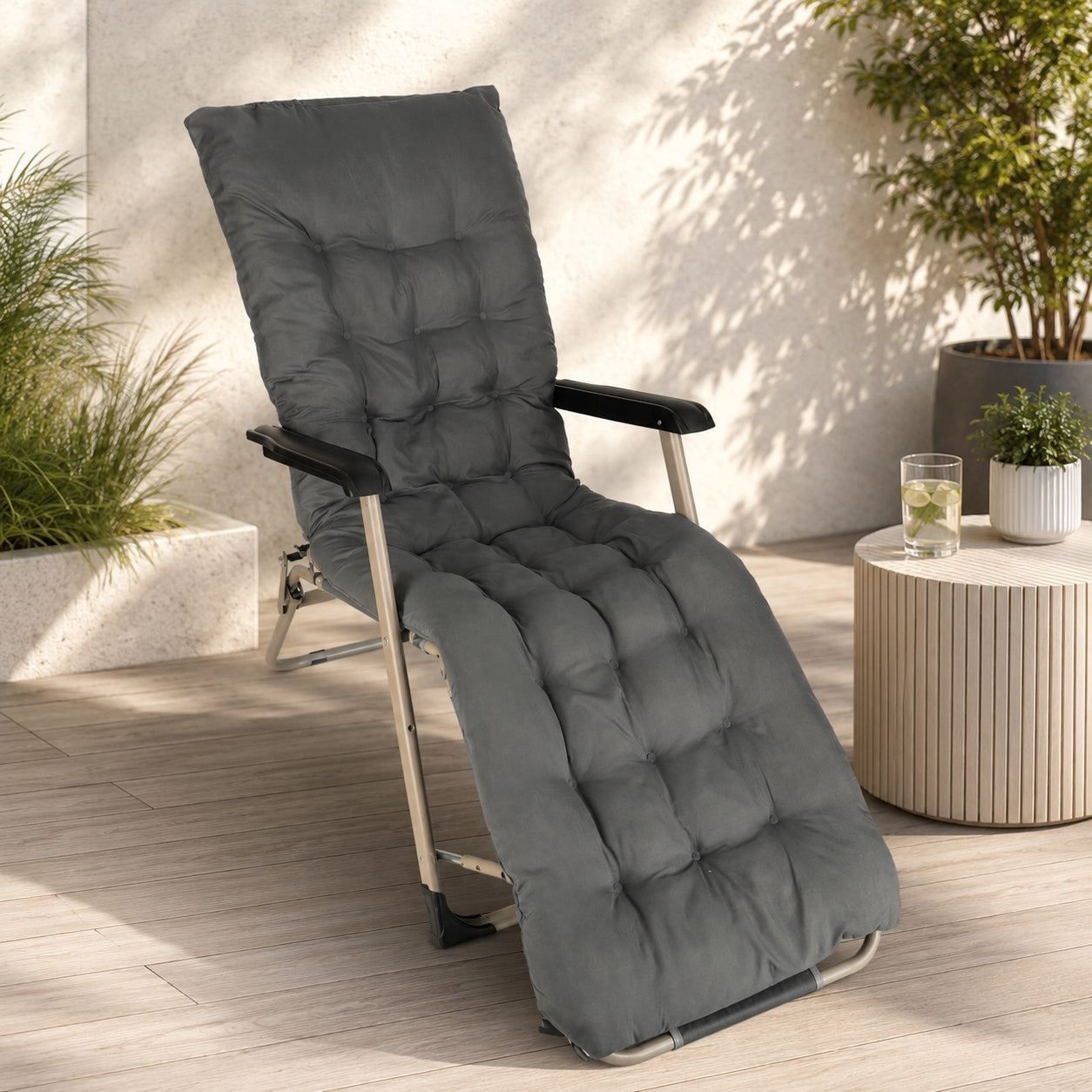 GARDEN LOUNGER HIKING BEACH FOLDING ARMRESTS cushion headrest Packaging status original