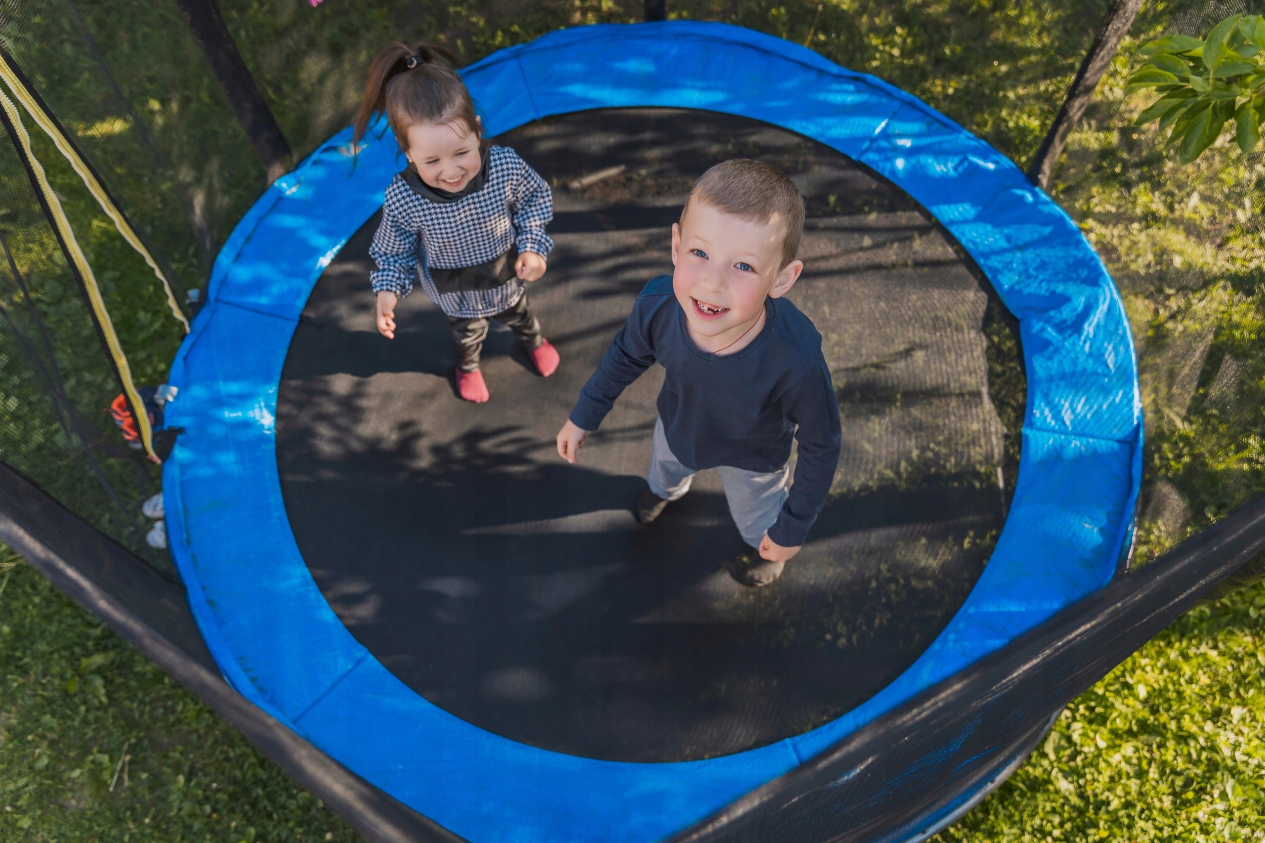 GARDEN TRAMPOLINE for children 8FT LADDER + SHOE NET Fuunky 252cm Kind with net
