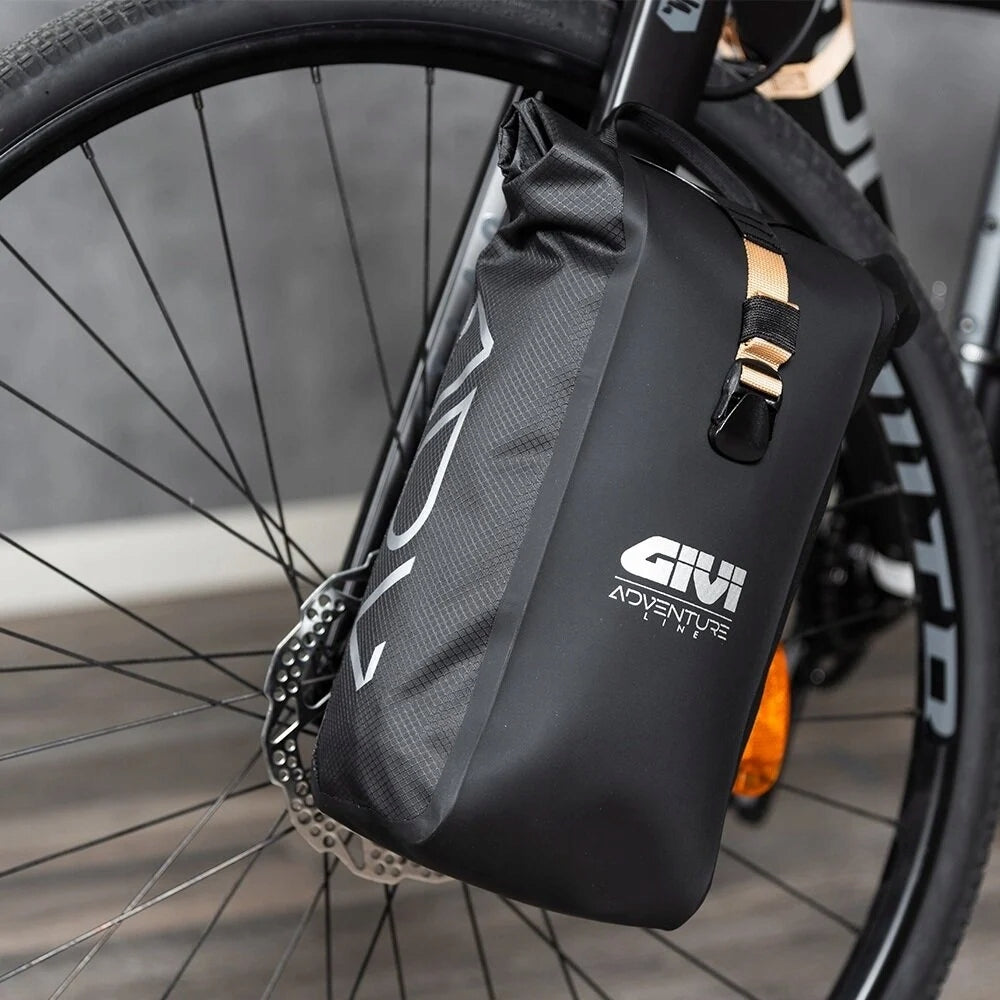 GIVI Carrier Fork Bike Bag Kind front