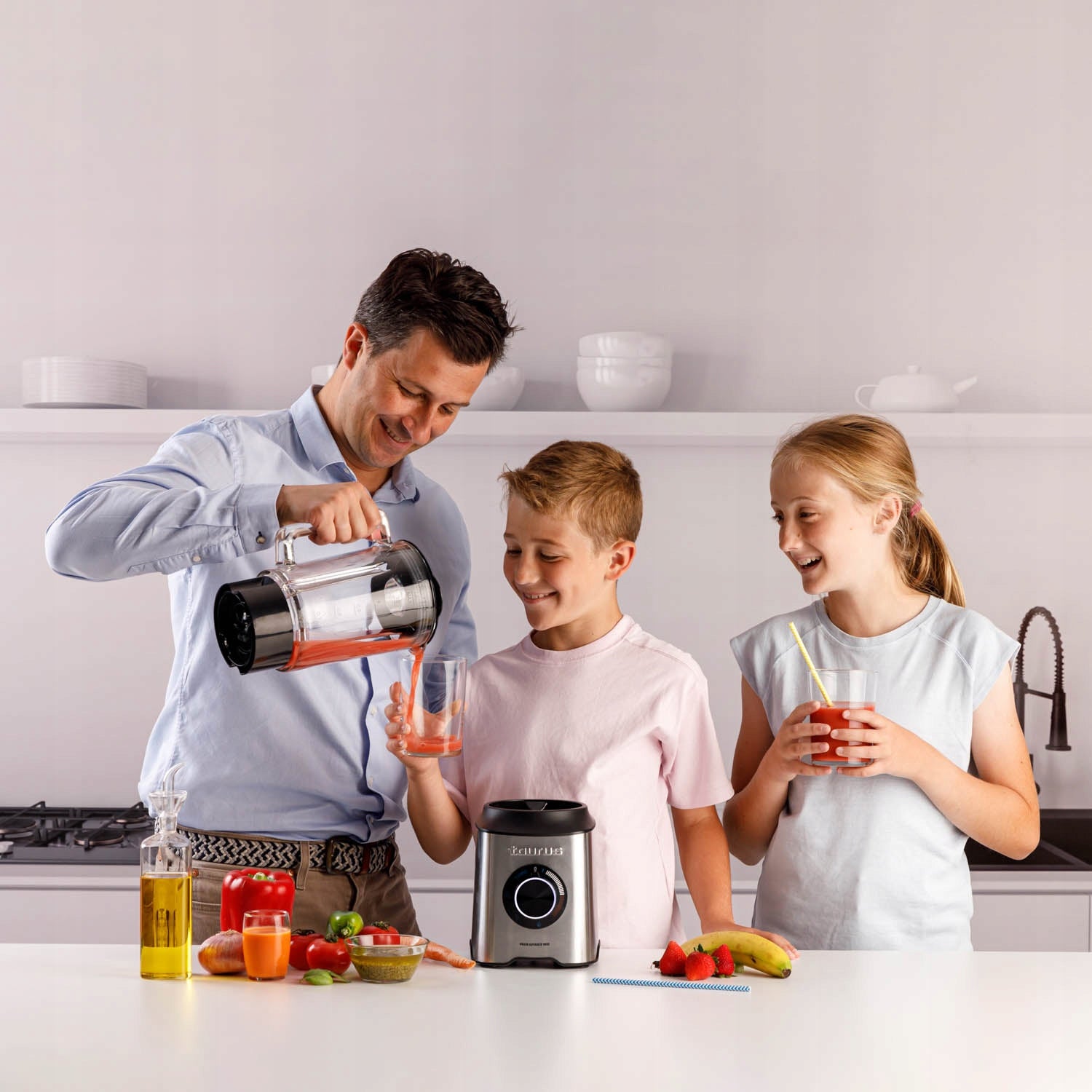 GLASS BLENDER FOR SMOOTHIE COCKTAILS Taurus Prior Advance 1800W Manufacturer code Blender Kielichowy Taurus Prior Advance