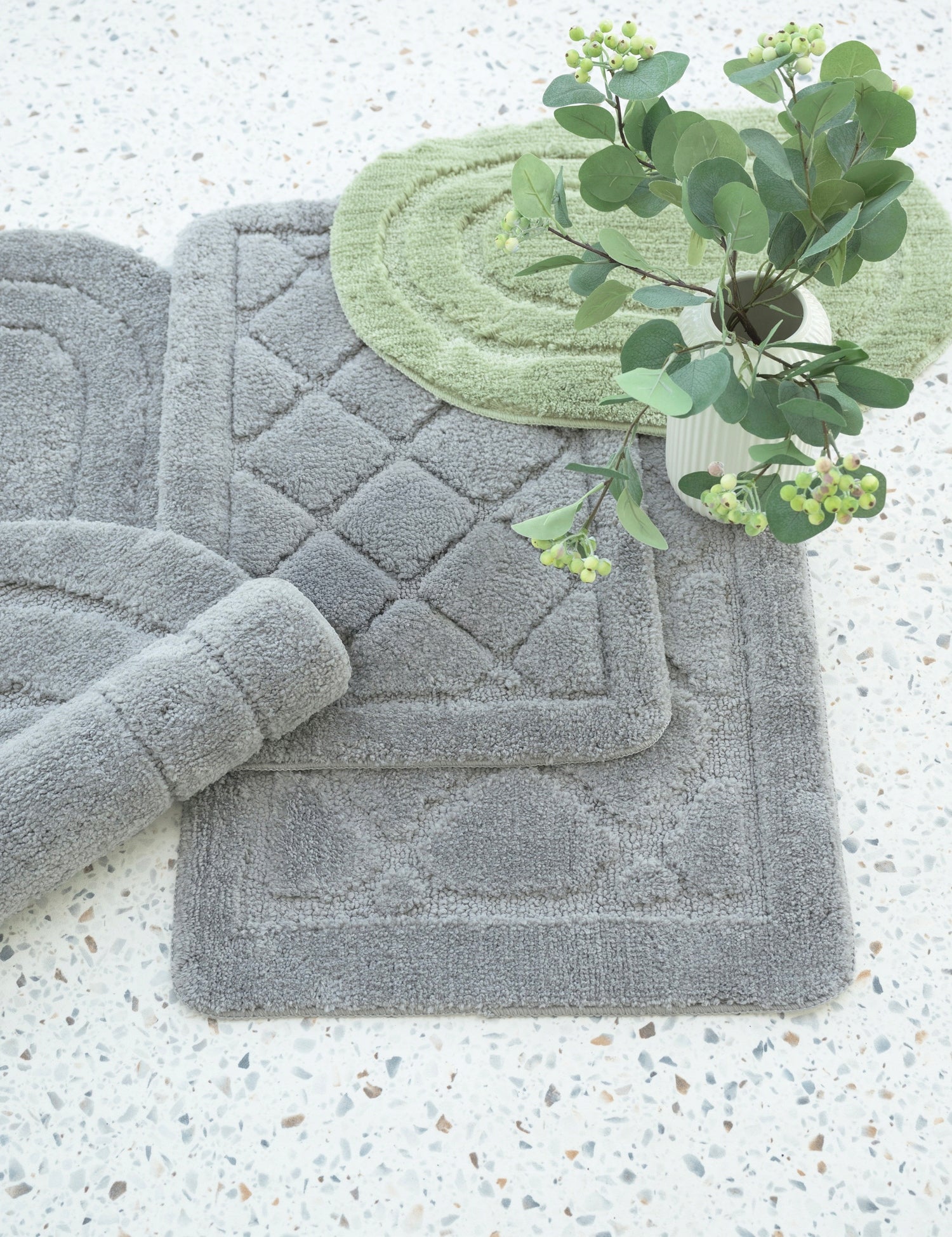 GRAY ABSORBENT, ANTI-SLIP, SOFT BATHROOM CARPET 40x60CM, DECORATIVE Brand e-floor