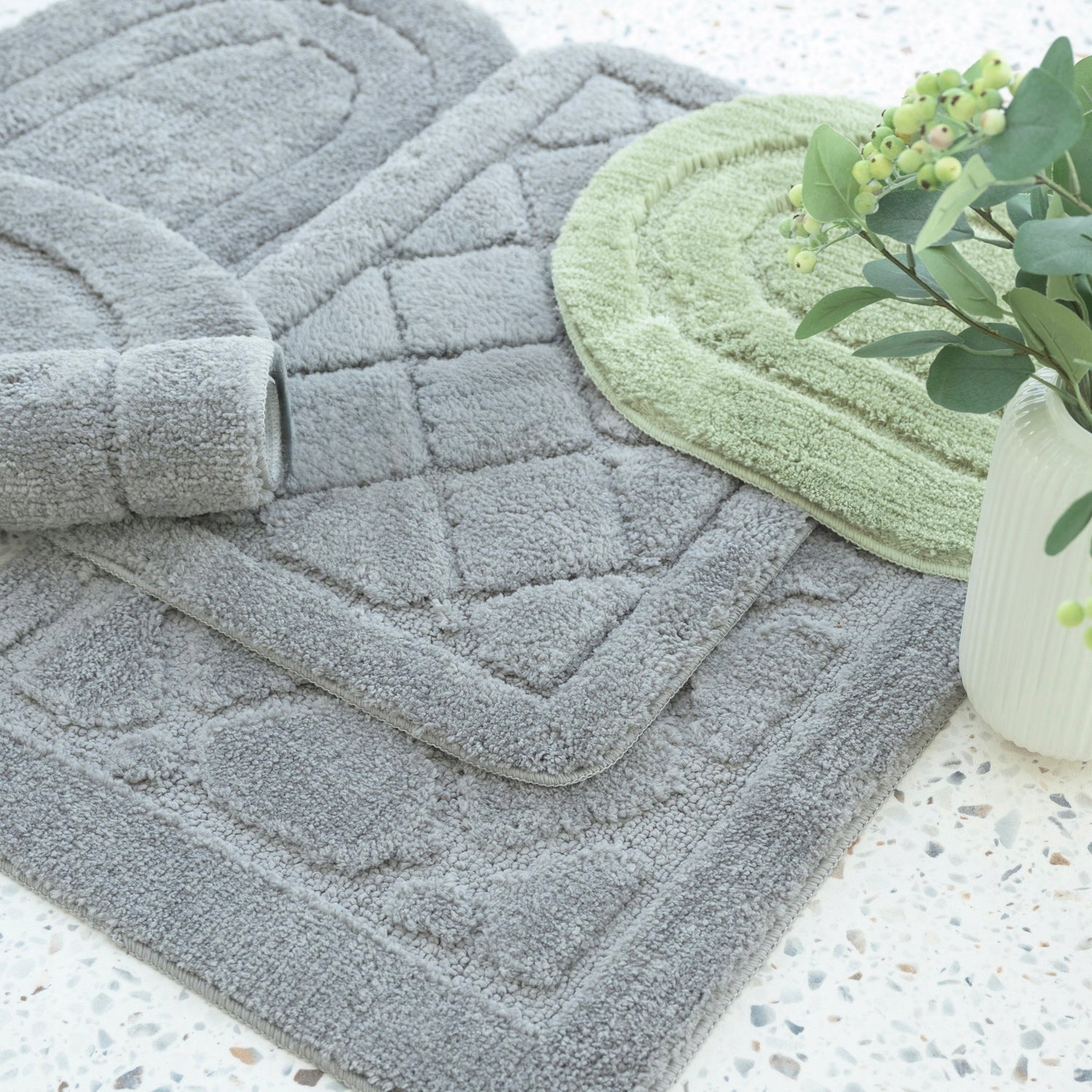 GRAY ABSORBENT, ANTI-SLIP, SOFT BATHROOM CARPET 40x60CM, DECORATIVE Manufacturer code 507781