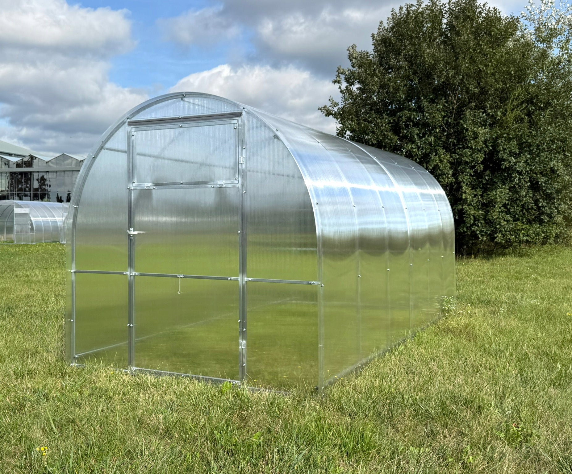 GREENHOUSE MADE OF POLYCARBONATE 2x3m with ZINC TUNNEL 20x20mm 6mm Product height 190 cm