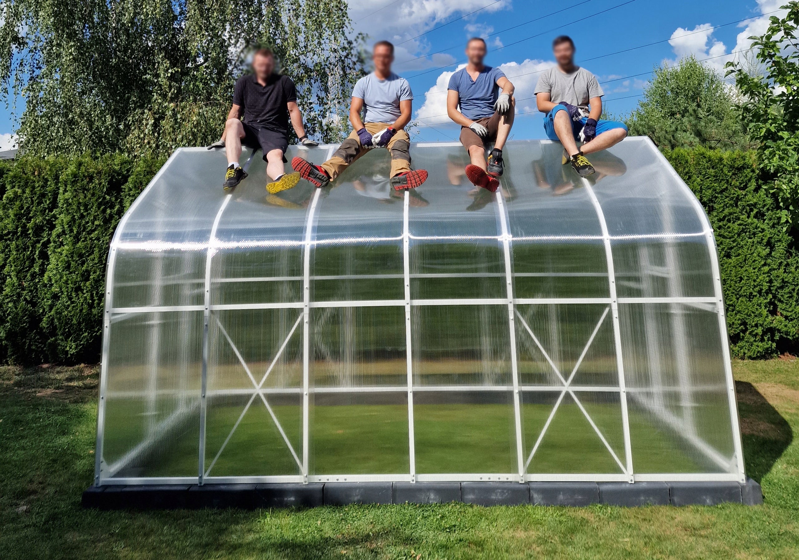 GREENHOUSE POLYCARBONATE TUNNEL 5M2 250X200 PTF POLAND ANTHRACITE GREY Length 2 m