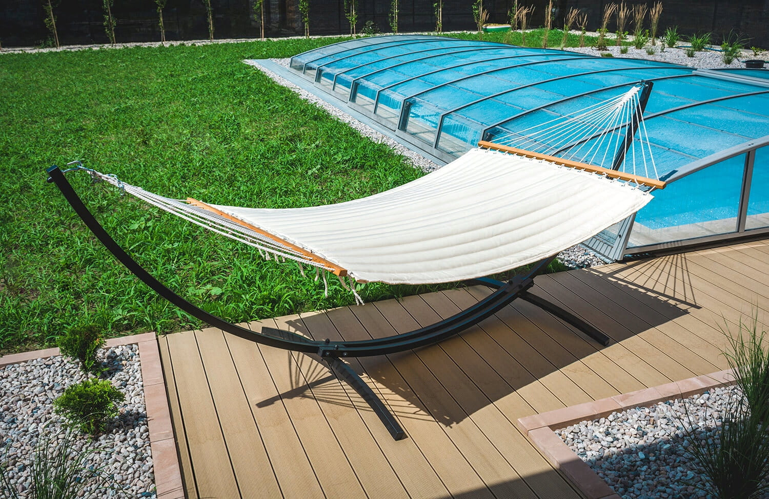 Garden Hammock with Cushion Quilted Double Beige Crossbar Swing Kind hammock with rod