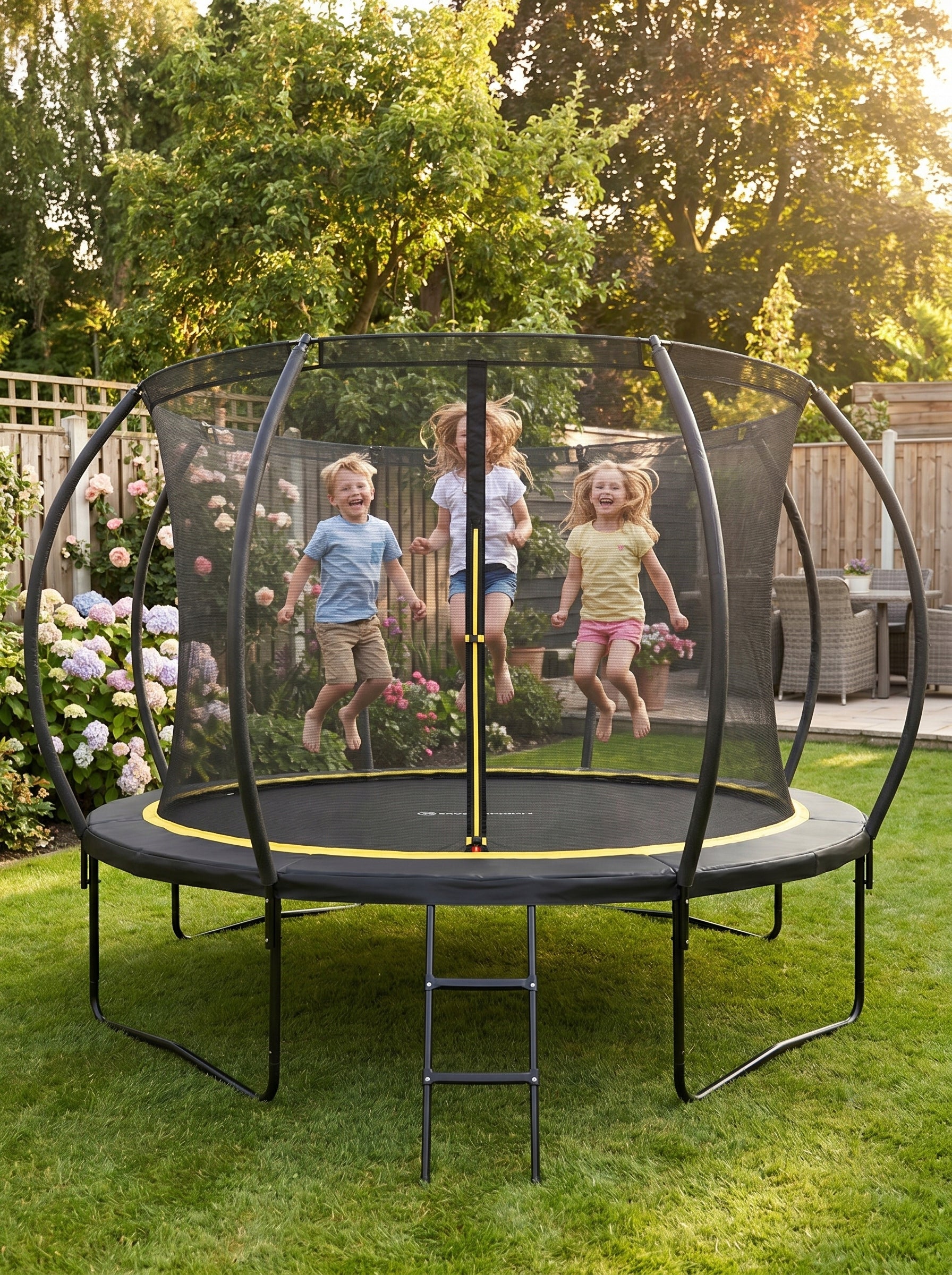 Garden Trampoline HyperMotion For Adult Children Large 366cm 150kg 12FT Packaging status original