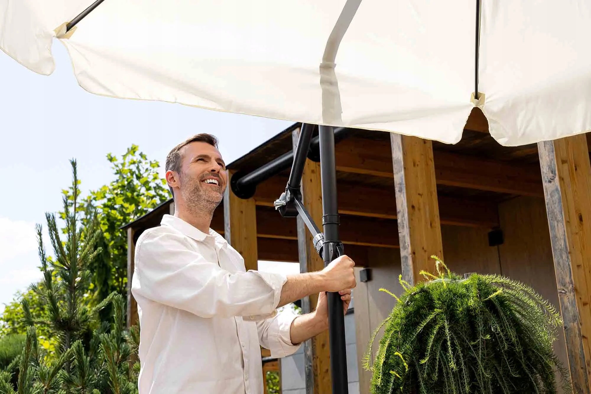 Garden Umbrella with Base Adjustable with Boom Empoli Cream Manufacturer code DV-023GU