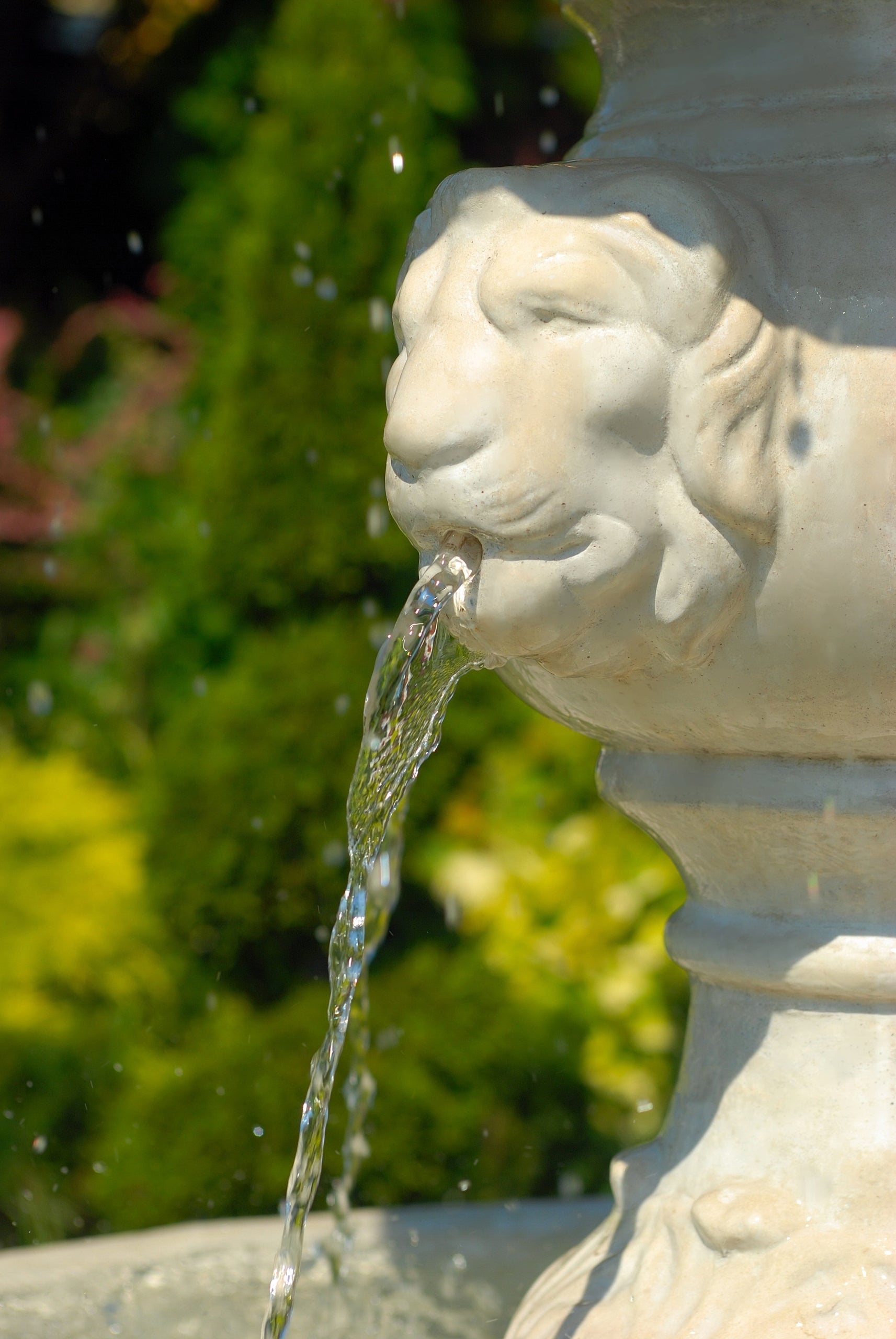 Garden fountain large with ring concrete Eyelet fountain flower Ø 250 cm Manufacturer no brand