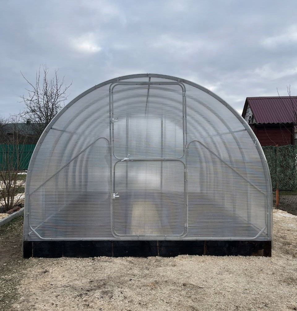 Garden tunnel greenhouse polycarbonate 4mm 3x8m profile 20x20mm Manufacturer code Szklarnia 3x8m poliwęglan 4mm 20x20mm