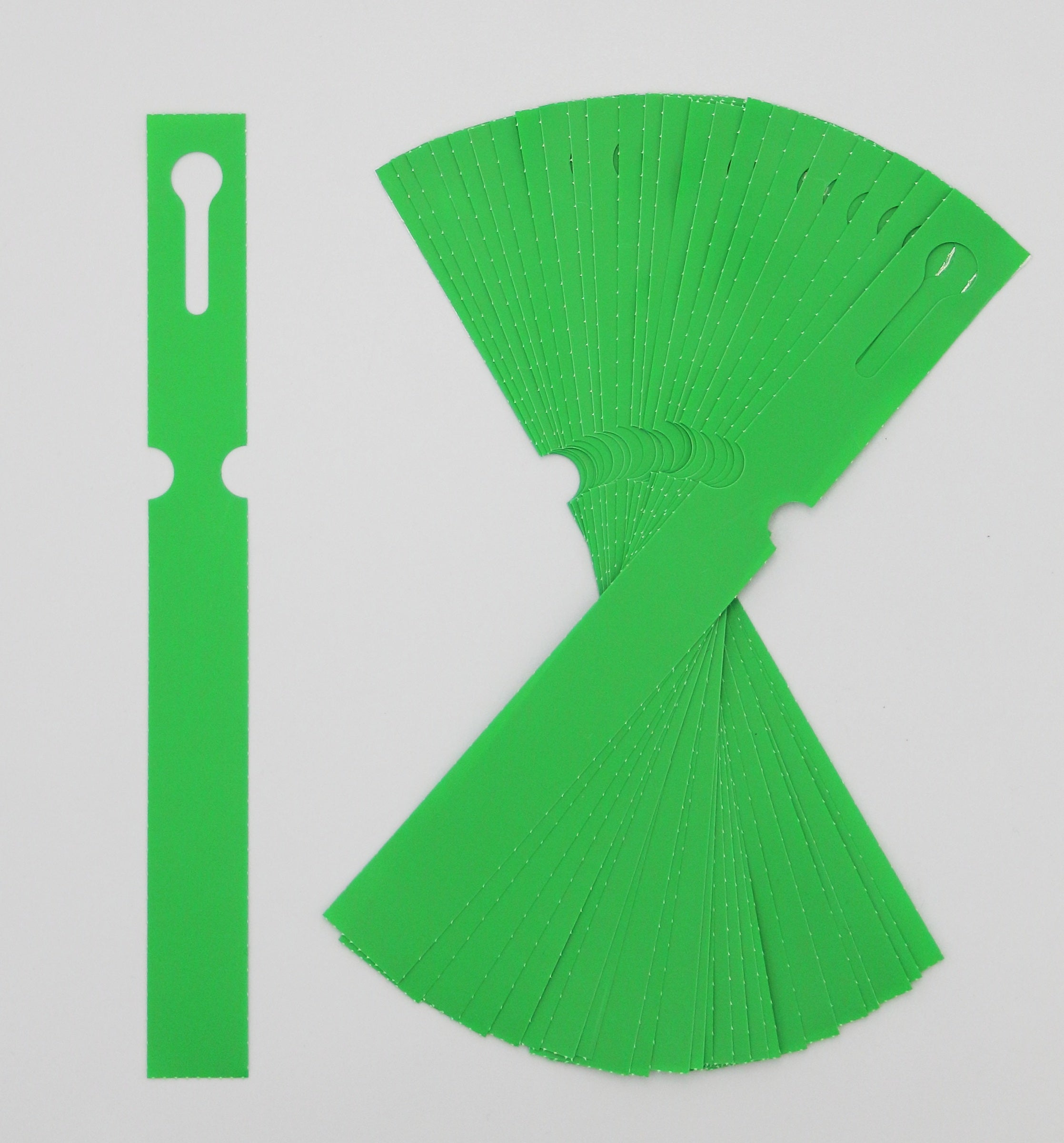 Gardening/orchard loop labels GREEN 160x17mm(17x160) 12pcs Packaging status original